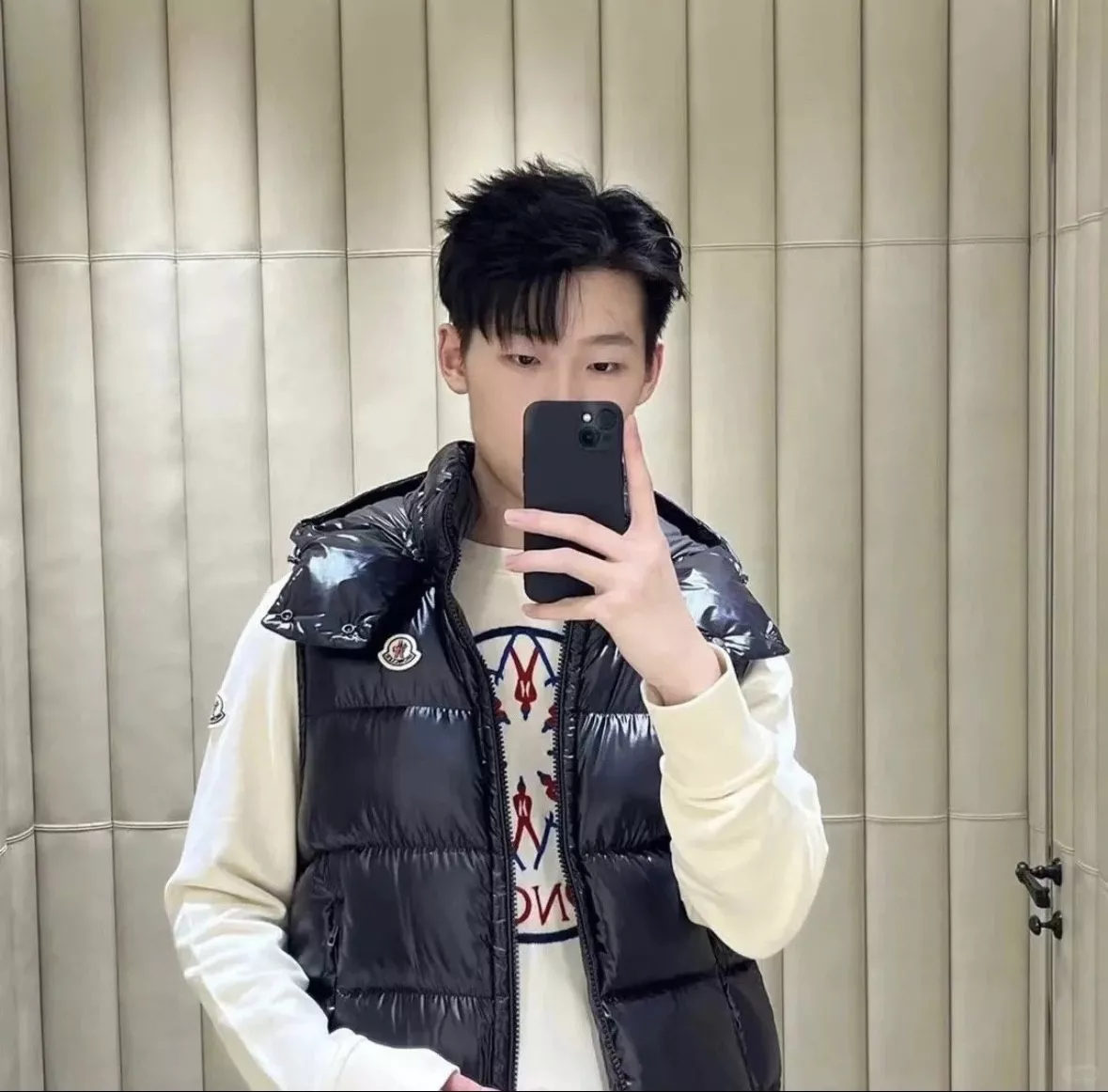 몽클레어 후드 다운 남녀공용 패딩 조끼 상세 이미지 16