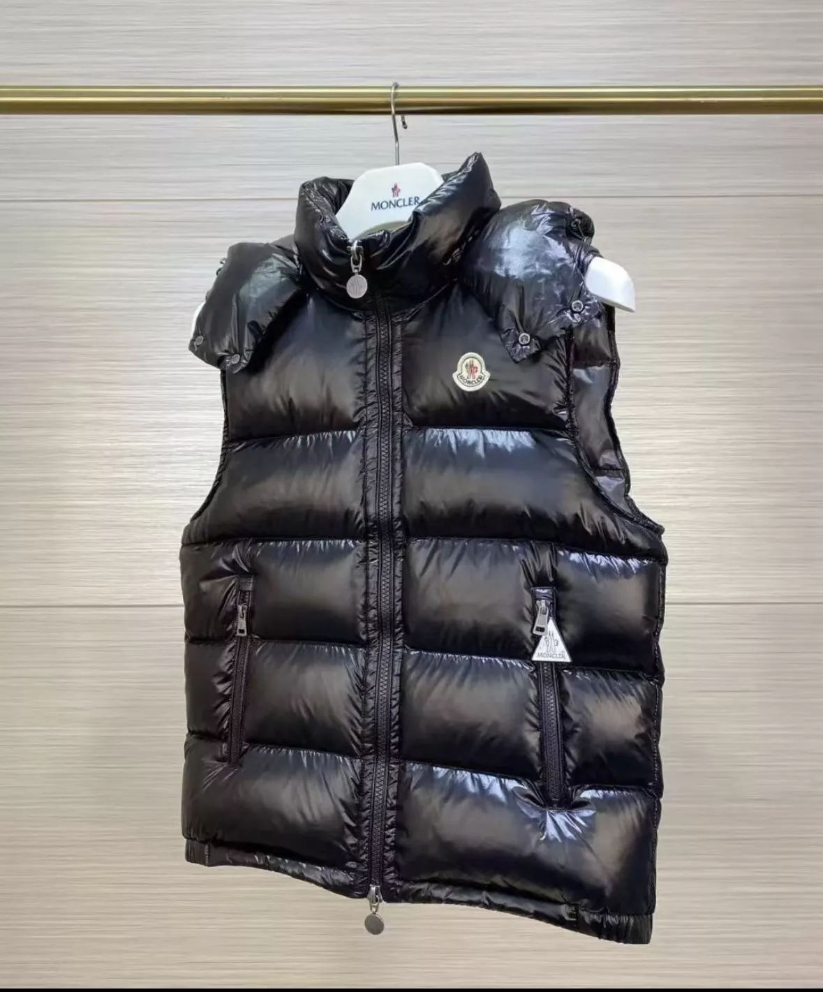 몽클레어 후드 다운 남녀공용 패딩 조끼 상세 이미지 4