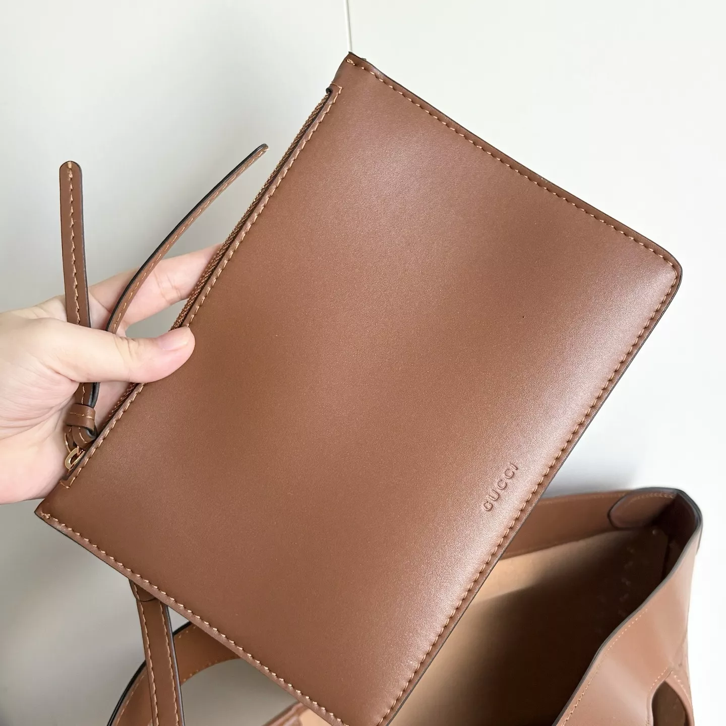 구찌 모노그램 세로 스트라이프 쇼퍼백 상세 이미지 8