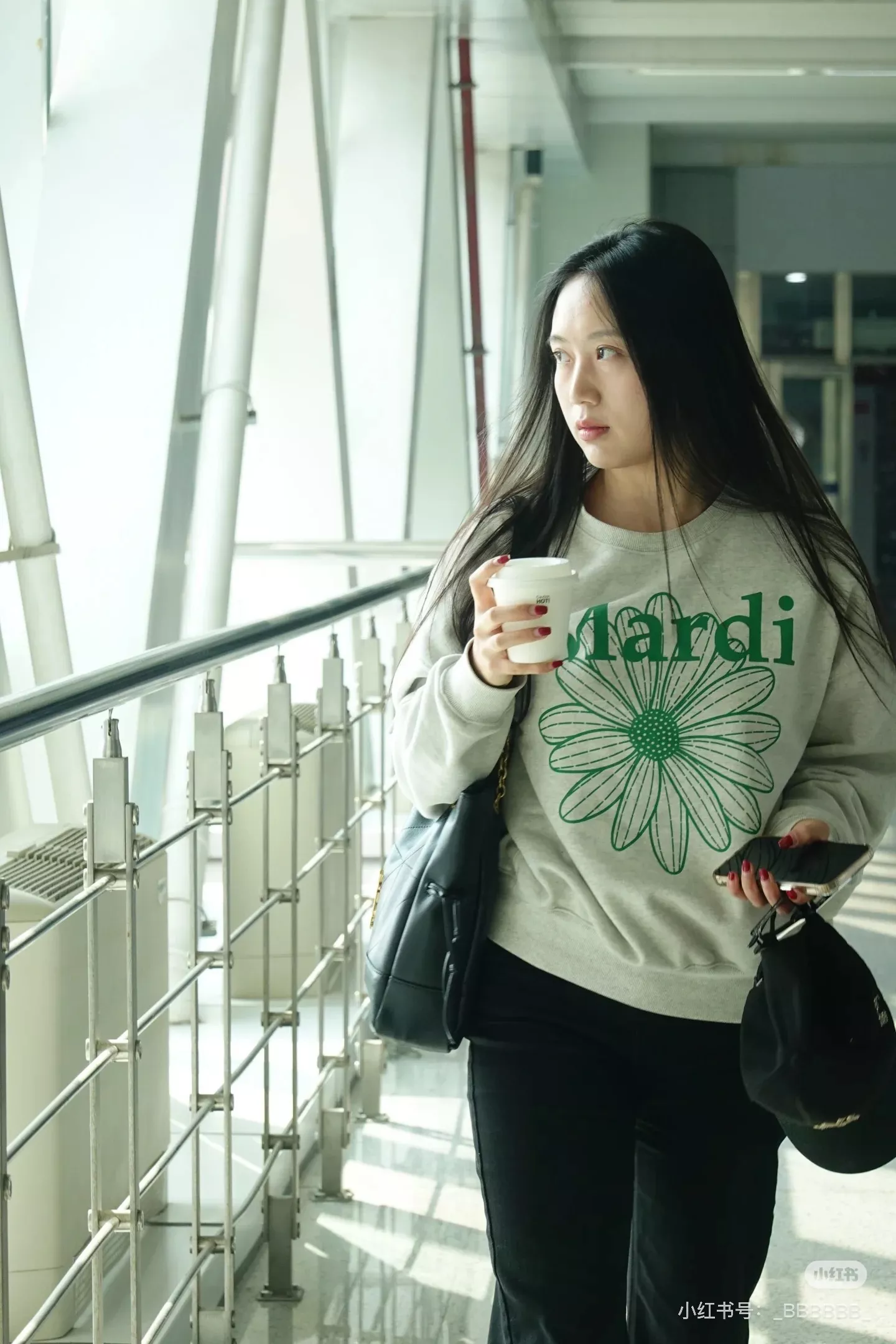 마르디 데이지 프린트 여성용 긴소매 티셔츠 상세 이미지 30