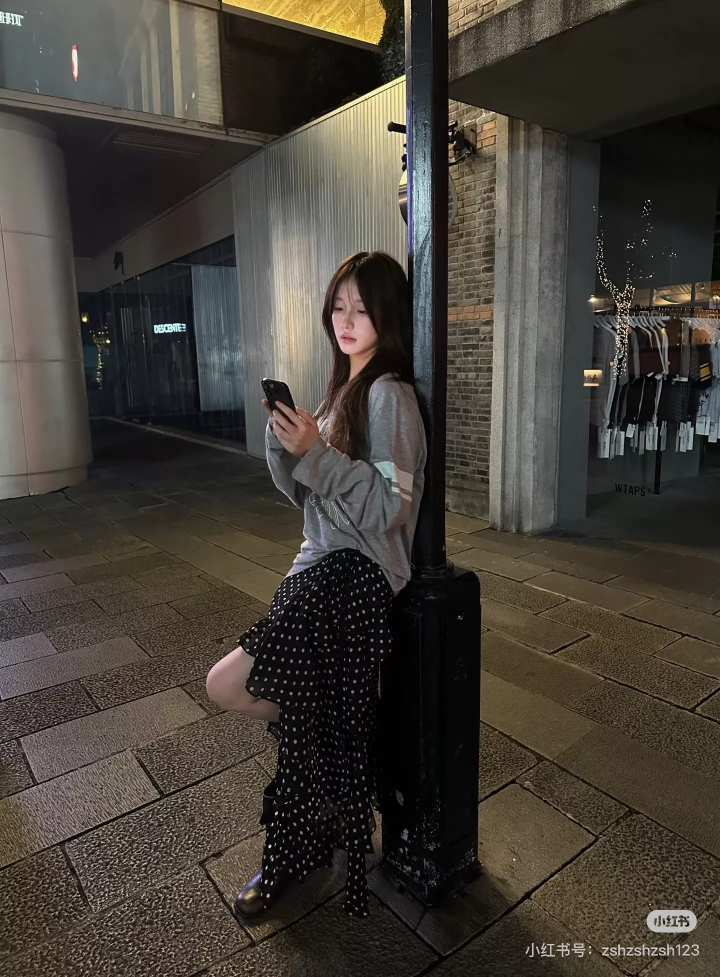마르디 데이지 프린트 여성용 긴소매 티셔츠 상세 이미지 41