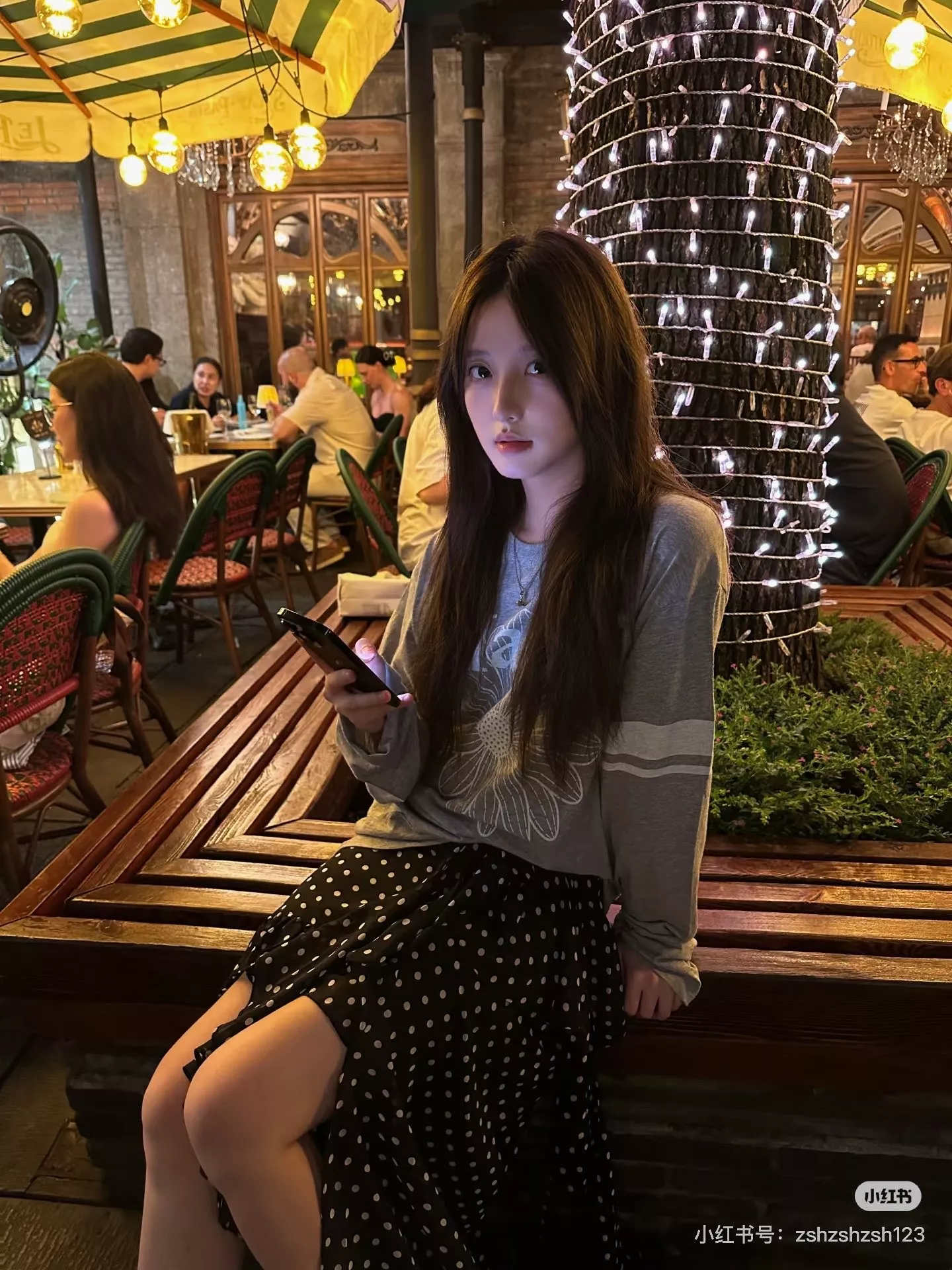 마르디 데이지 프린트 여성용 긴소매 티셔츠 상세 이미지 42