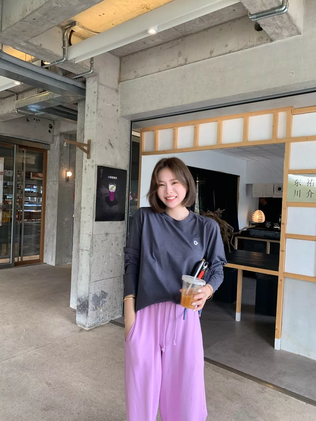 안코라우 만화 프린트 여성용 긴소매 티셔츠 상세 이미지 77