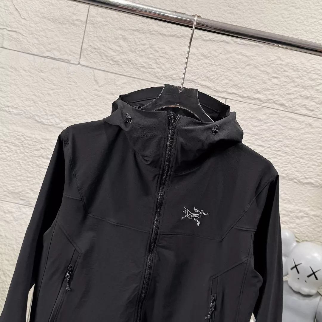 아크테릭스 소프트셸 남녀공용 후드 재킷 상세 이미지 25