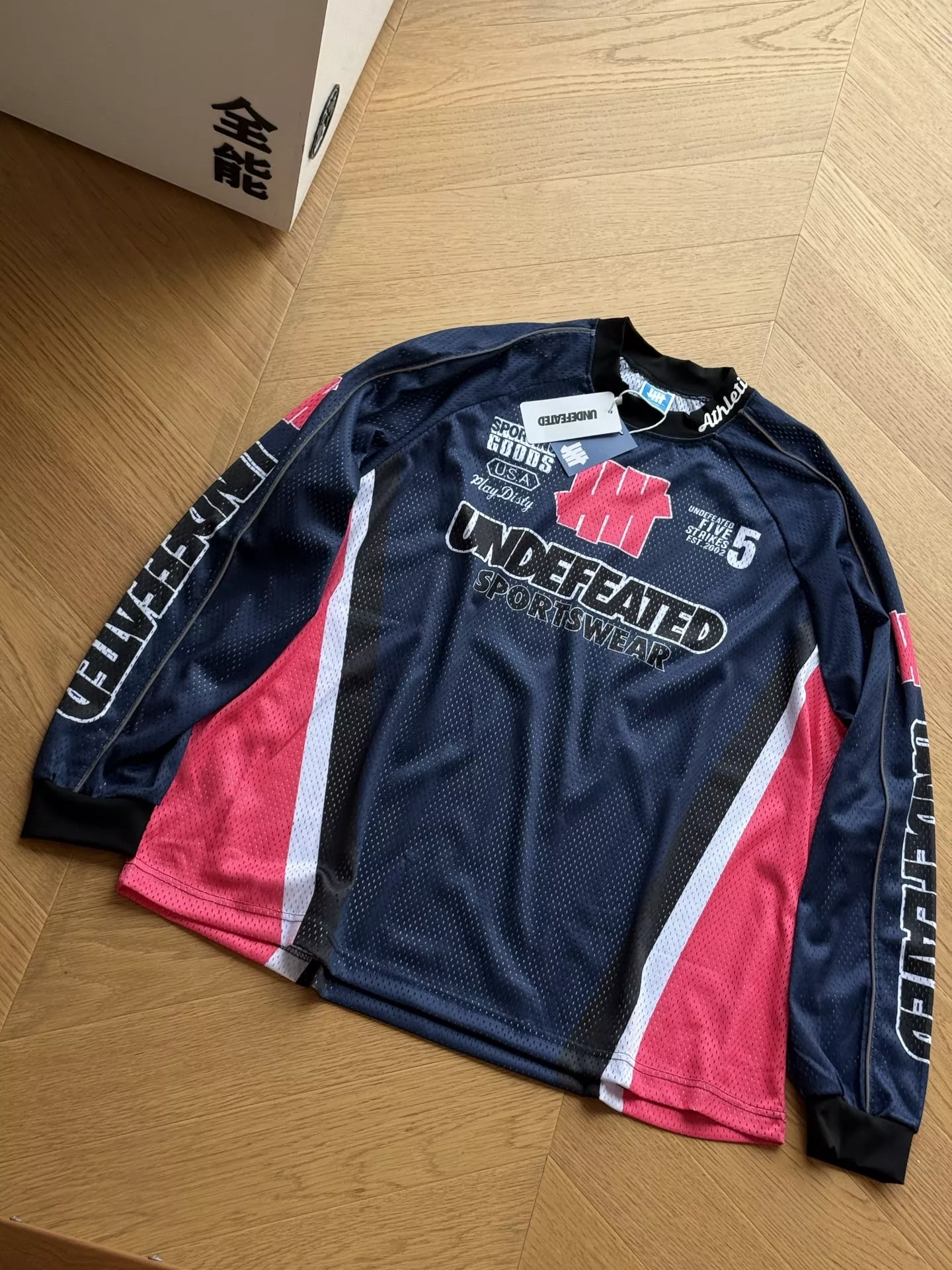 언디피티드 메시 배색 남녀공용 긴소매 티셔츠 상세 이미지 2