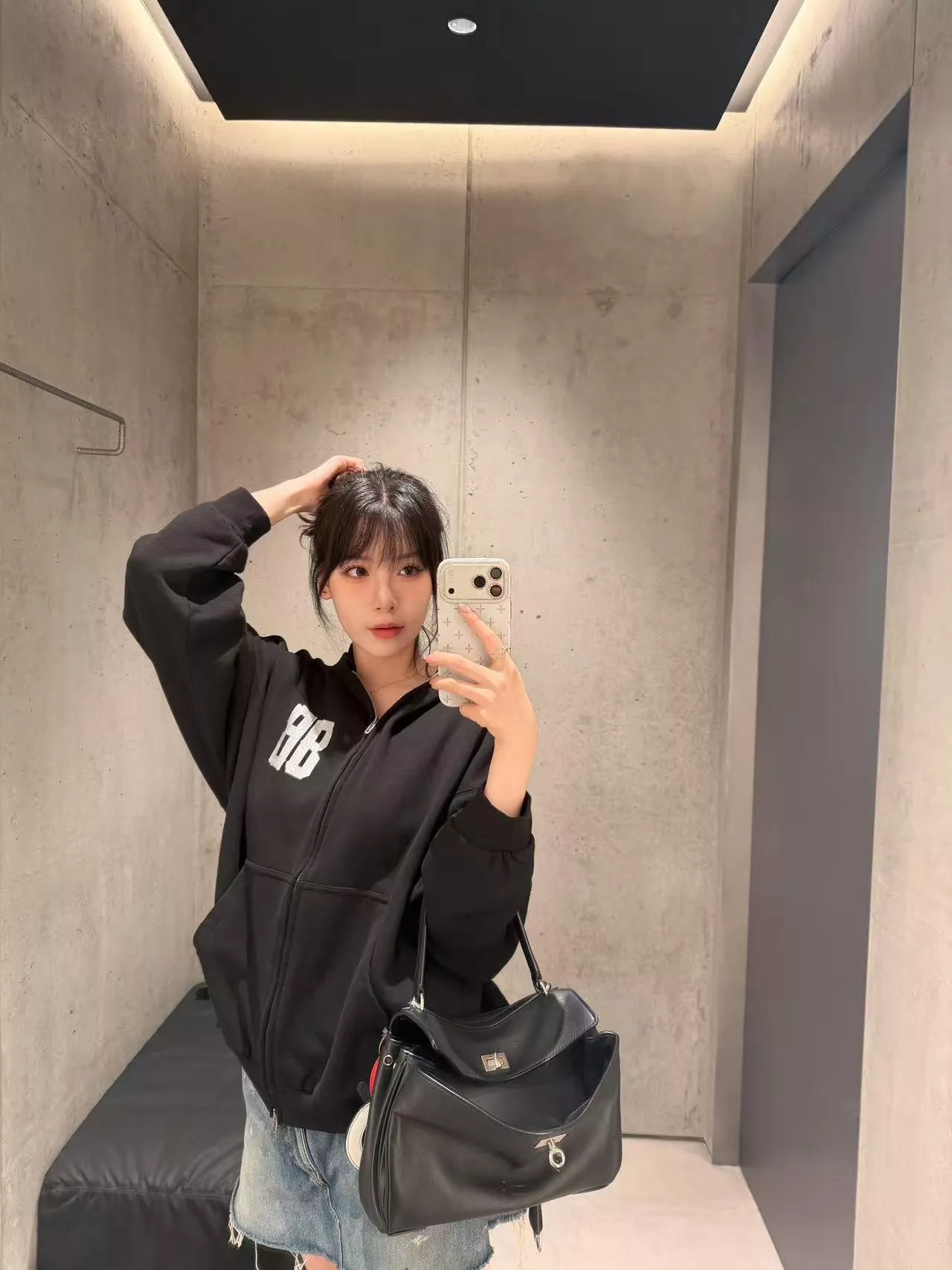 발렌시아가 테이프 프린트 남녀공용 후드 재킷 상세 이미지 18