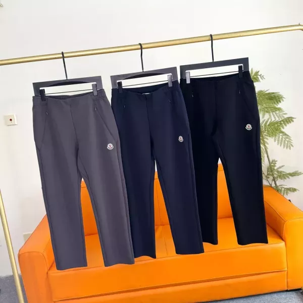 몽클레어 직선핏 자수 남녀공용 트레이닝 팬츠