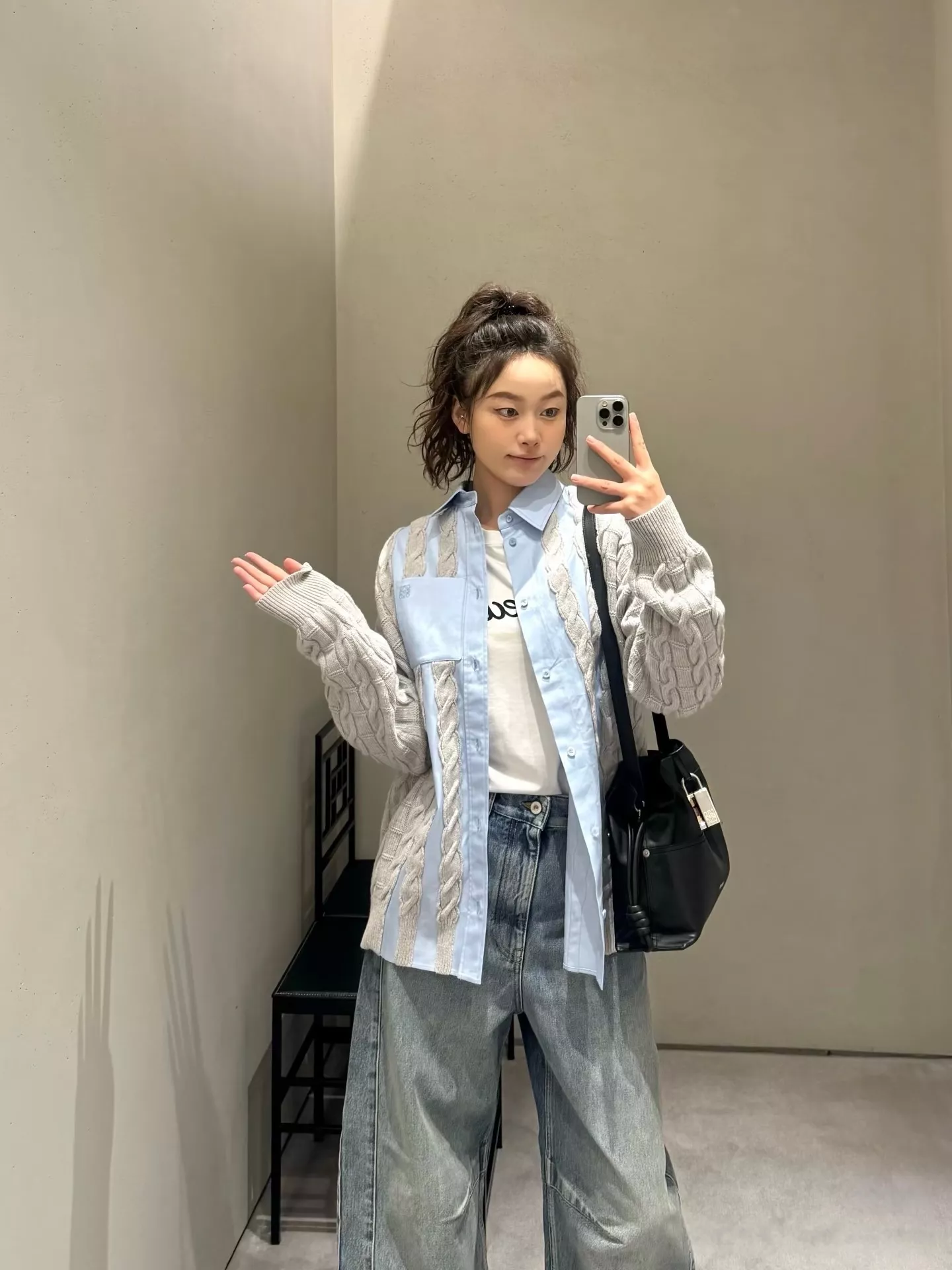 로에베 배색 케이블 여성용 긴소매 가디건 상세 이미지 79