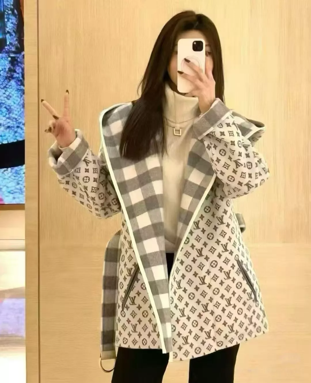 루이비통 모노그램 체크 벨트 여성용 쇼트 코트 상세 이미지 69