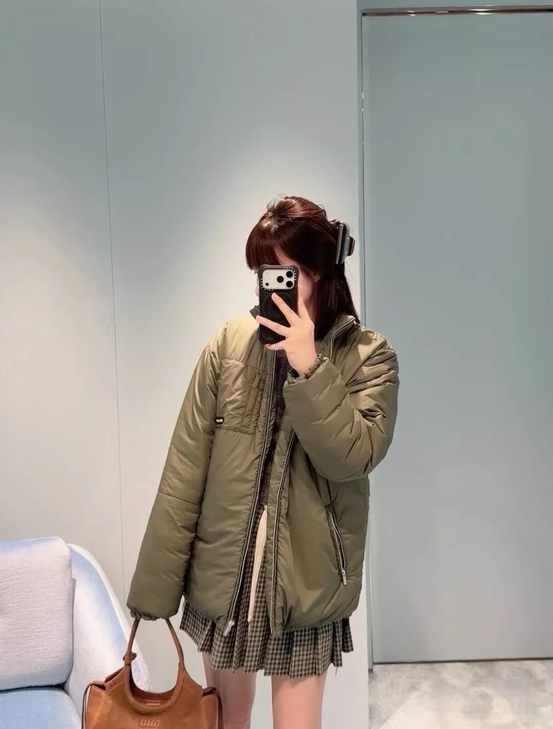 미우미우 우븐 스탠드넥 여성용 쇼트 패딩 상세 이미지 61