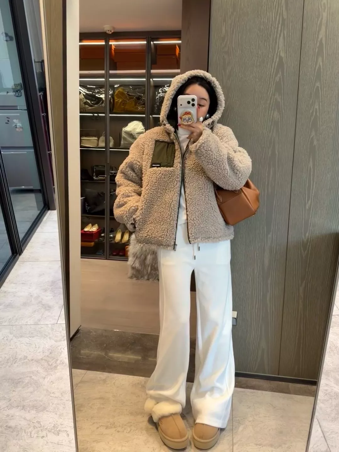 미우미우 보아 후드 집업 여성용 플리스 재킷 상세 이미지 66