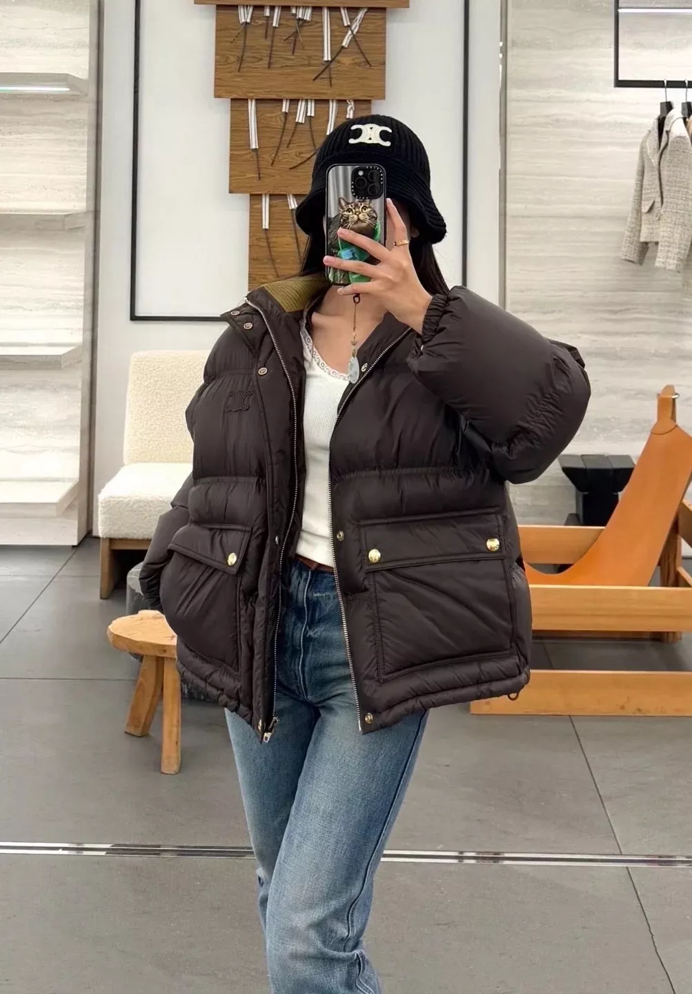 셀린느 배색 카라 우븐 여성용 쇼트 패딩 상세 이미지 66