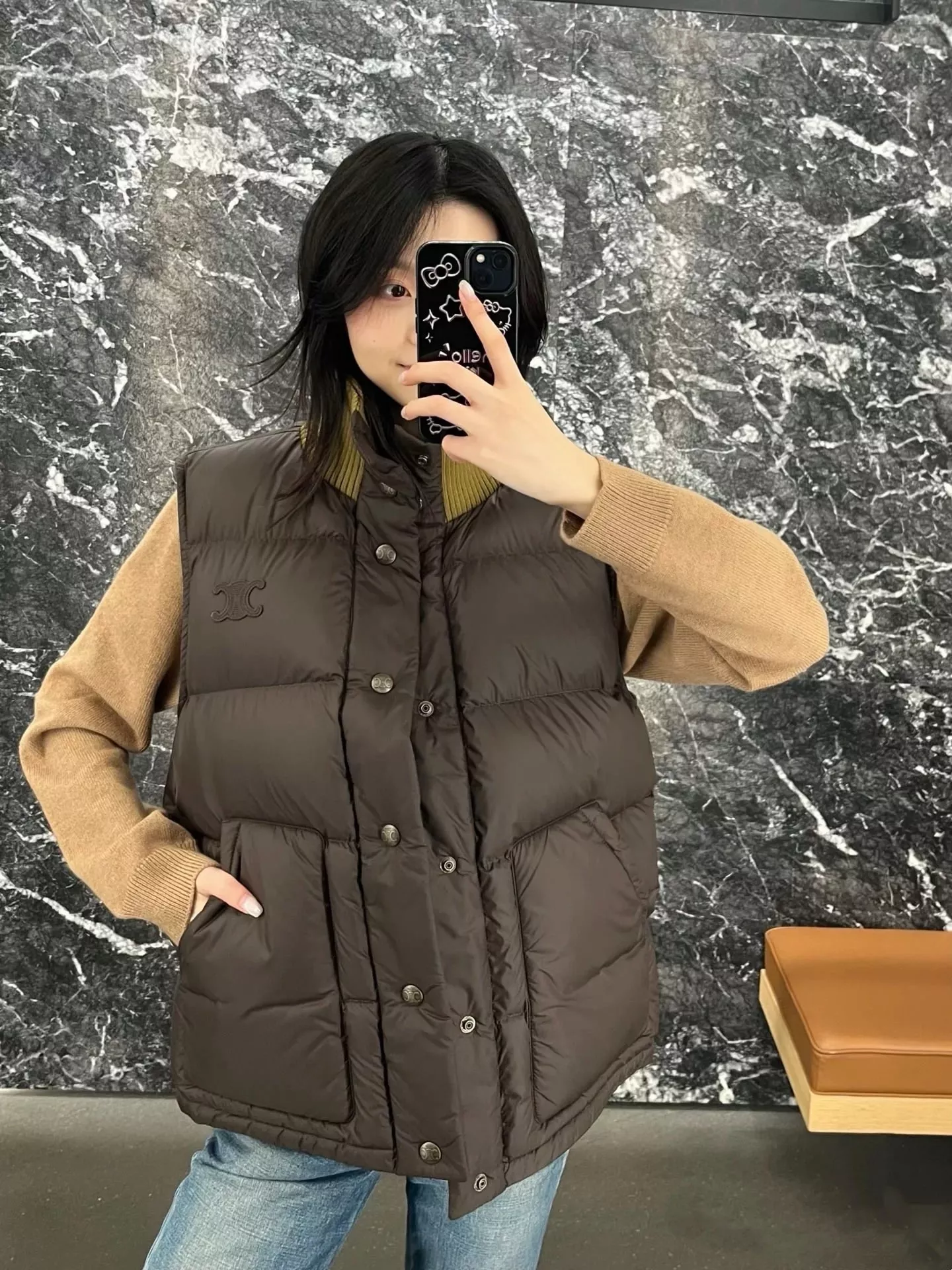 셀린느 우븐 다운 충전 여성용 패딩 조끼 상세 이미지 59