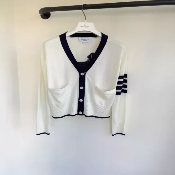 톰브라운 브이넥 배색 여성용 긴소매 가디건