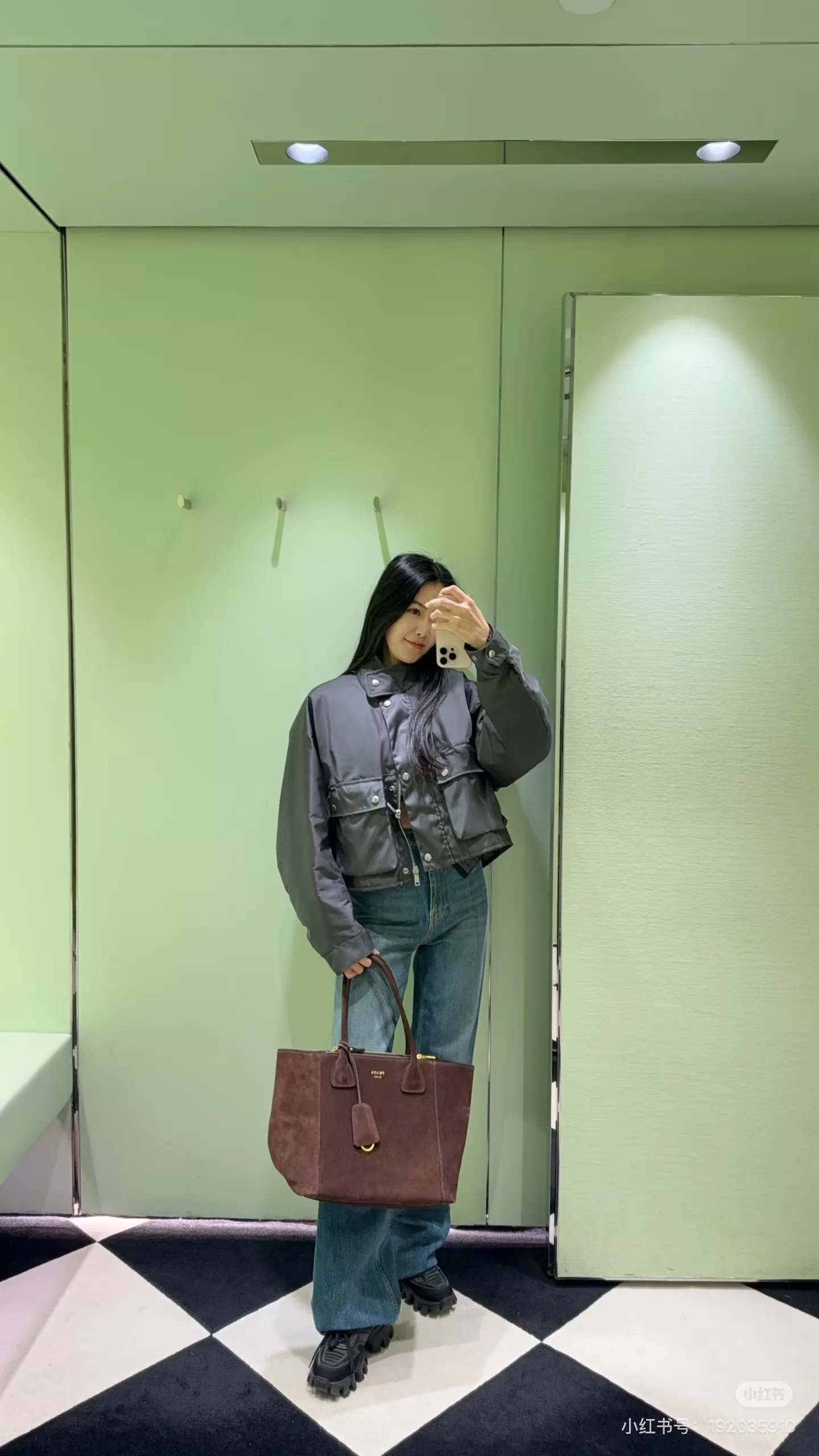 프라다 하이넥 워크웨어 여성용 버튼 재킷 상세 이미지 16