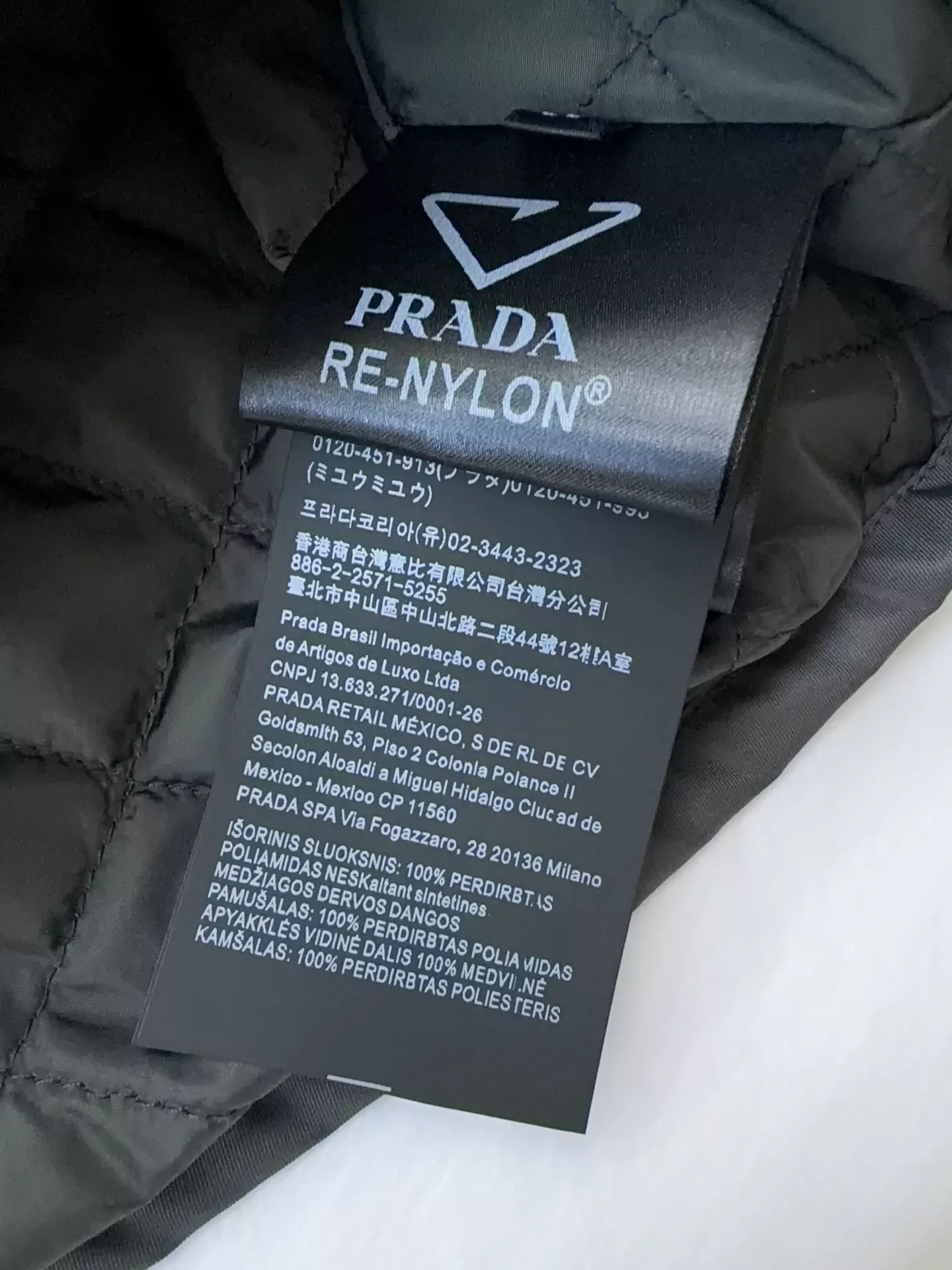 프라다 하이넥 워크웨어 여성용 버튼 재킷 상세 이미지 8