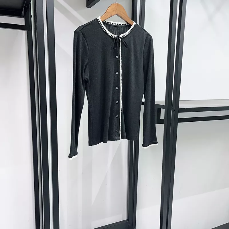 노브랜드 잔꽃 라운드넥 여성용 긴소매 티셔츠 상세 이미지 30