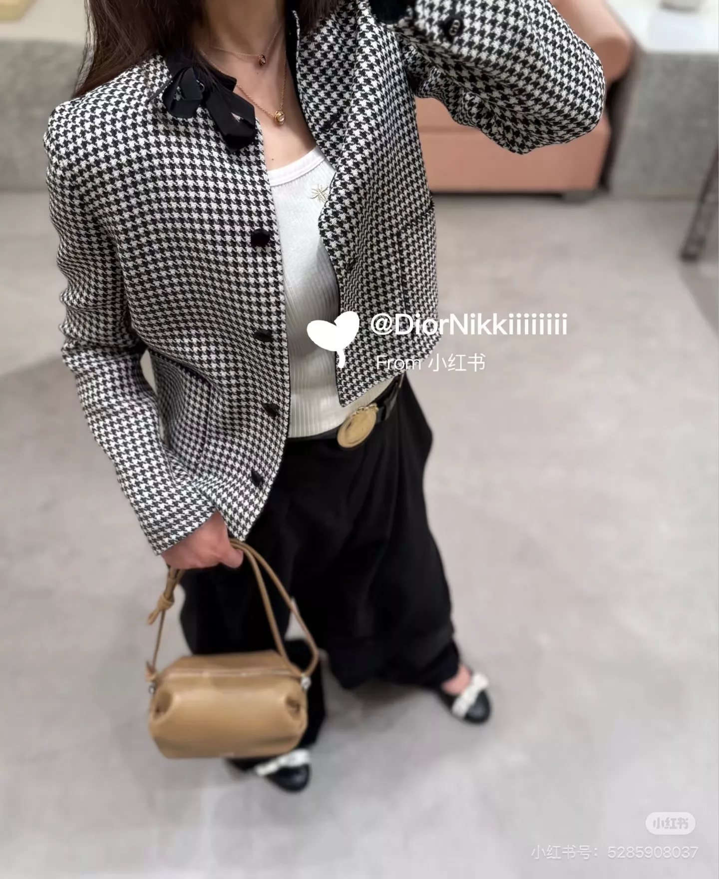 디올 하운드투스 리본 여성용 버튼 재킷 상세 이미지 32