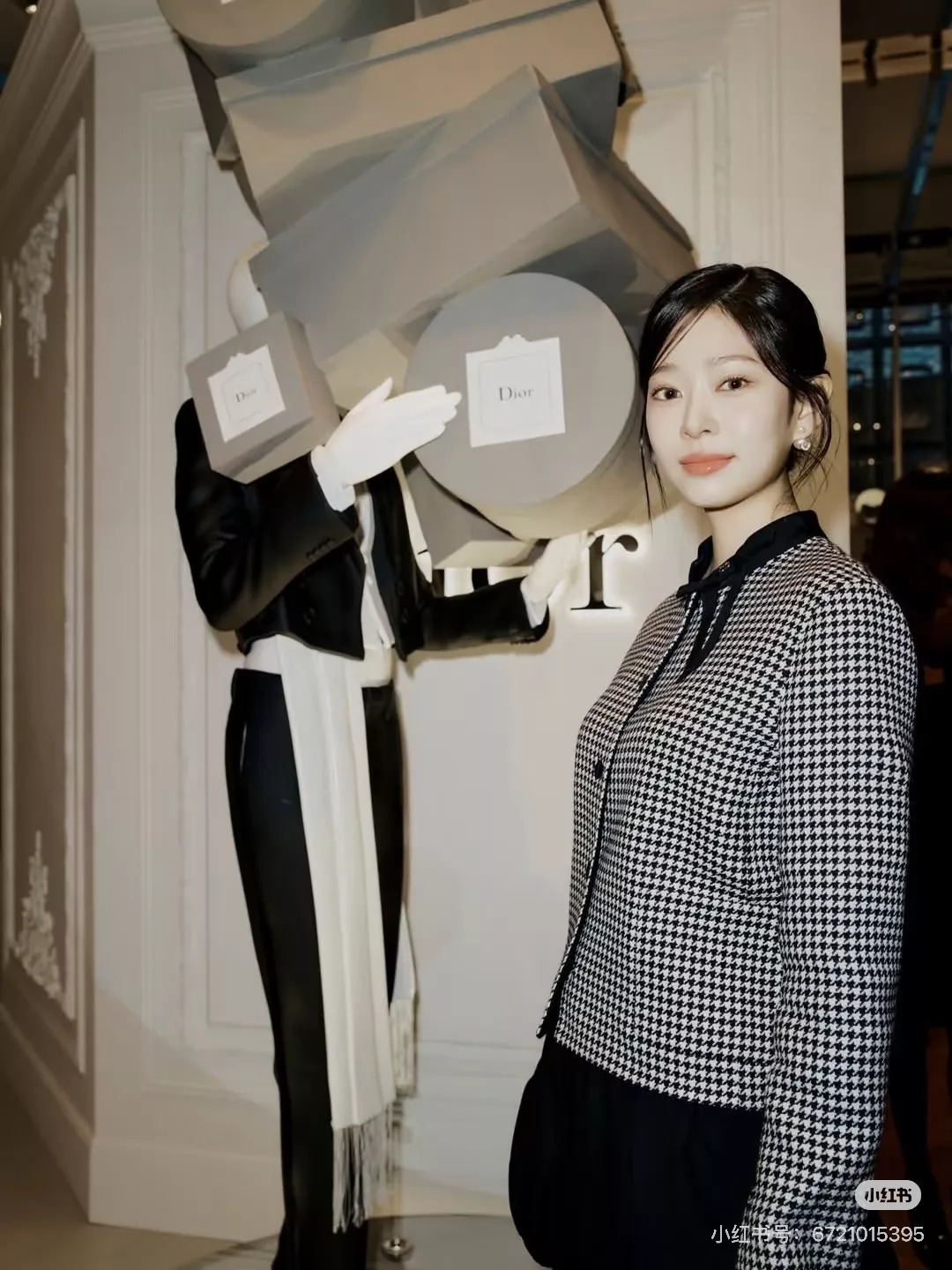 디올 하운드투스 리본 여성용 버튼 재킷 상세 이미지 39