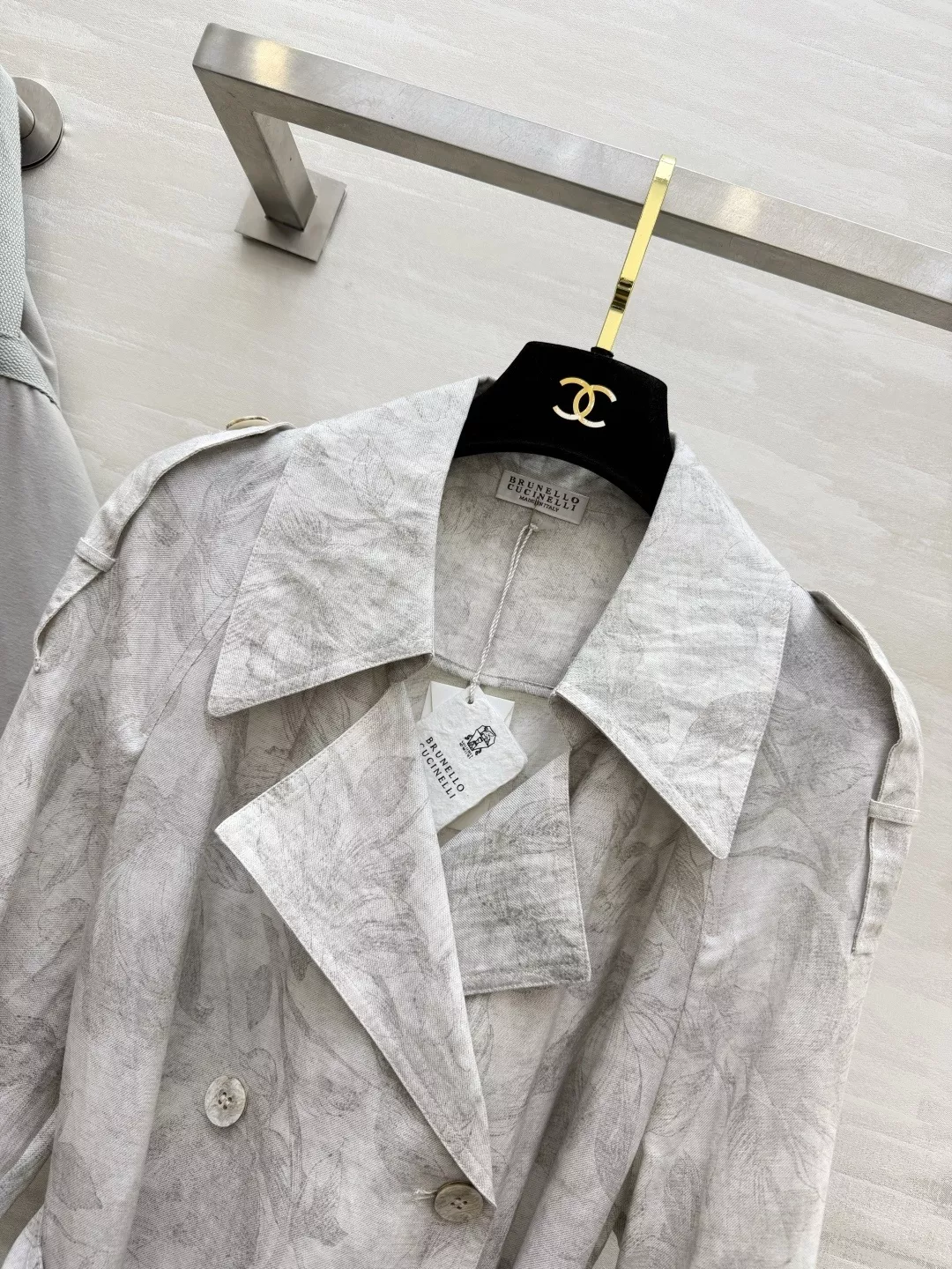 브루넬로쿠치넬리 식물 자카드 더블 여밈 여성용 롱 코트 상세 이미지 3