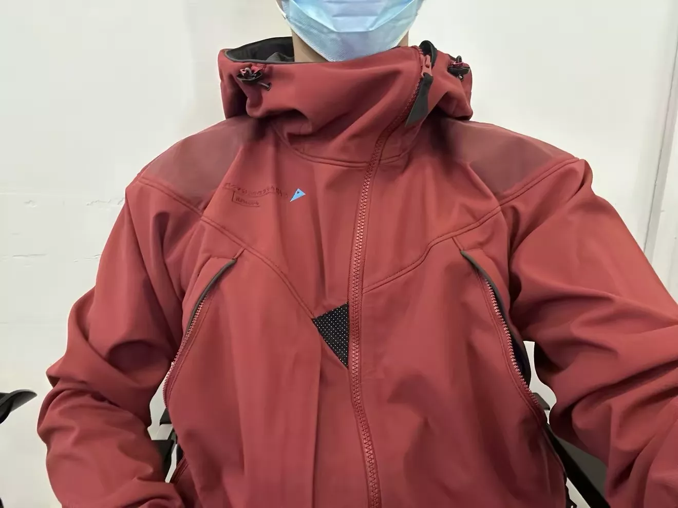 클라터뮤젠 소프트셸 남녀공용 후드 재킷 상세 이미지 30