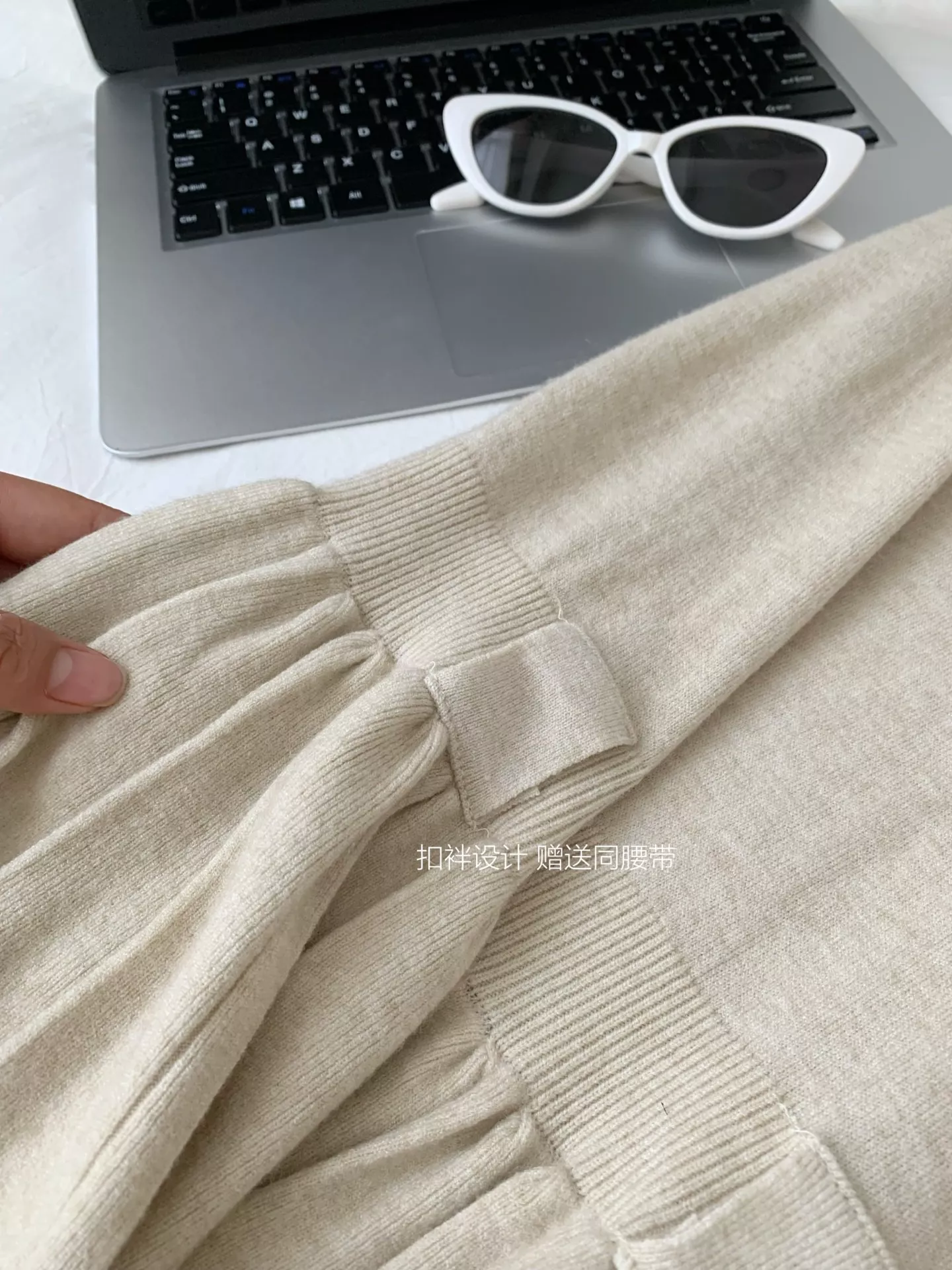 노브랜드 플리츠 원피스 가디건 여성용 투피스 상세 이미지 19