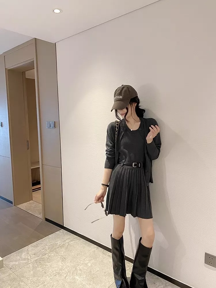 노브랜드 플리츠 원피스 가디건 여성용 투피스 상세 이미지 26