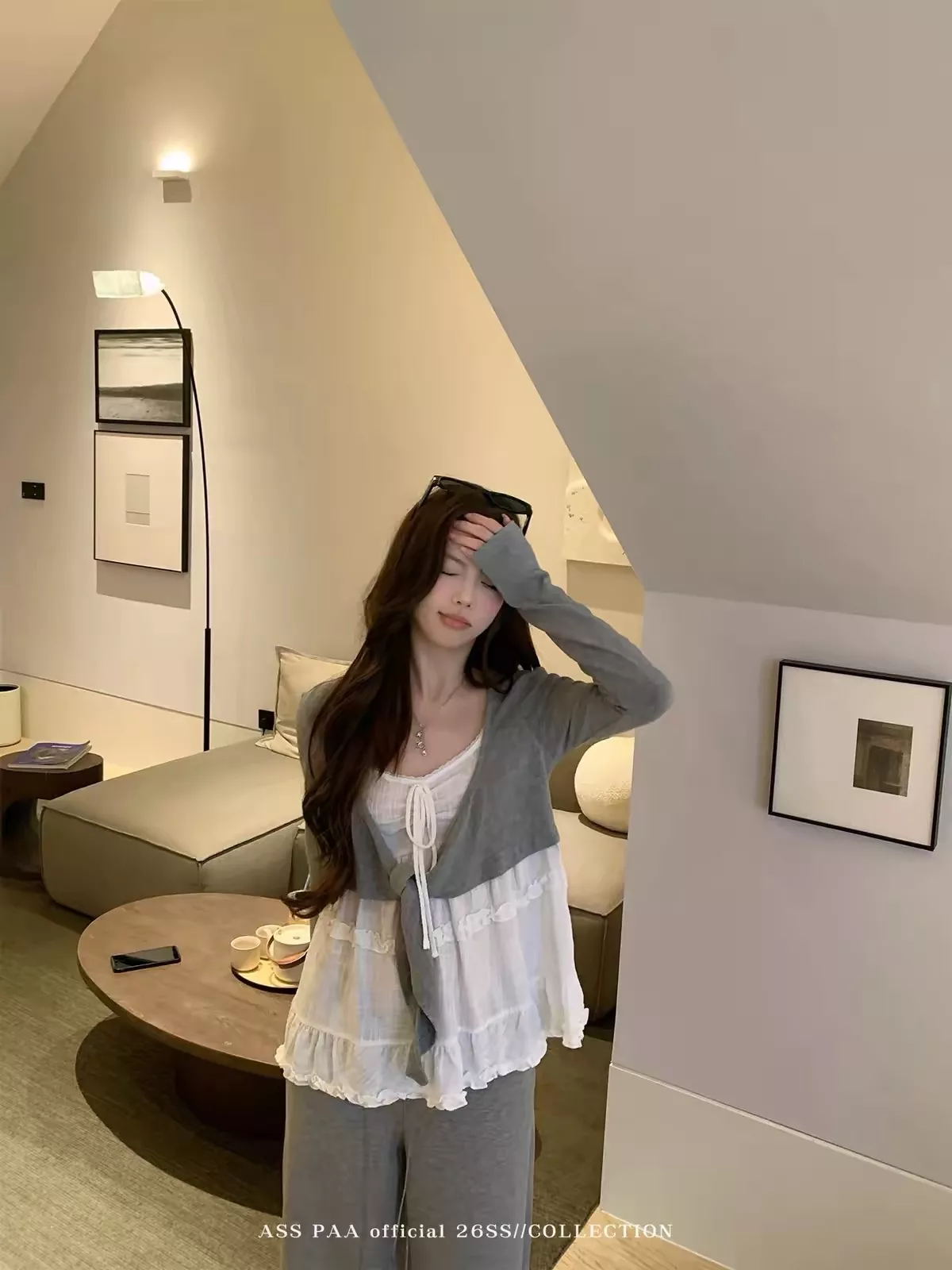 노브랜드 프릴 밑단 여성용 긴소매 티셔츠 상세 이미지 21