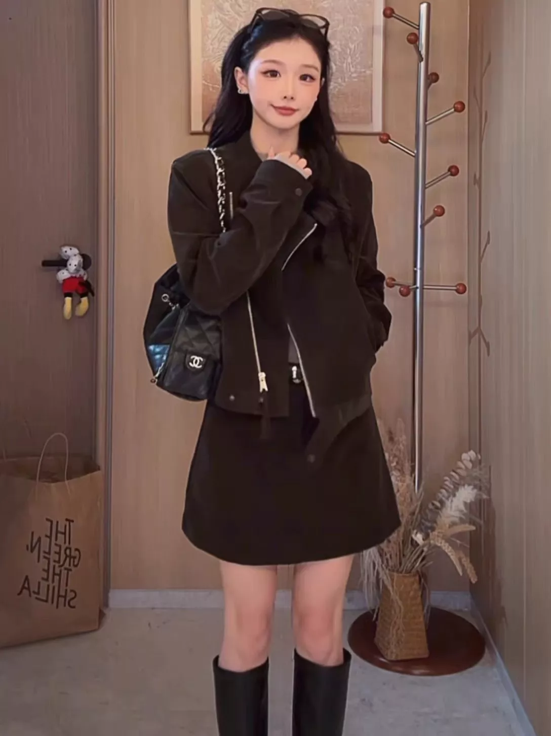 노브랜드 무광 인조가죽 집업 여성용 투피스 상세 이미지 33