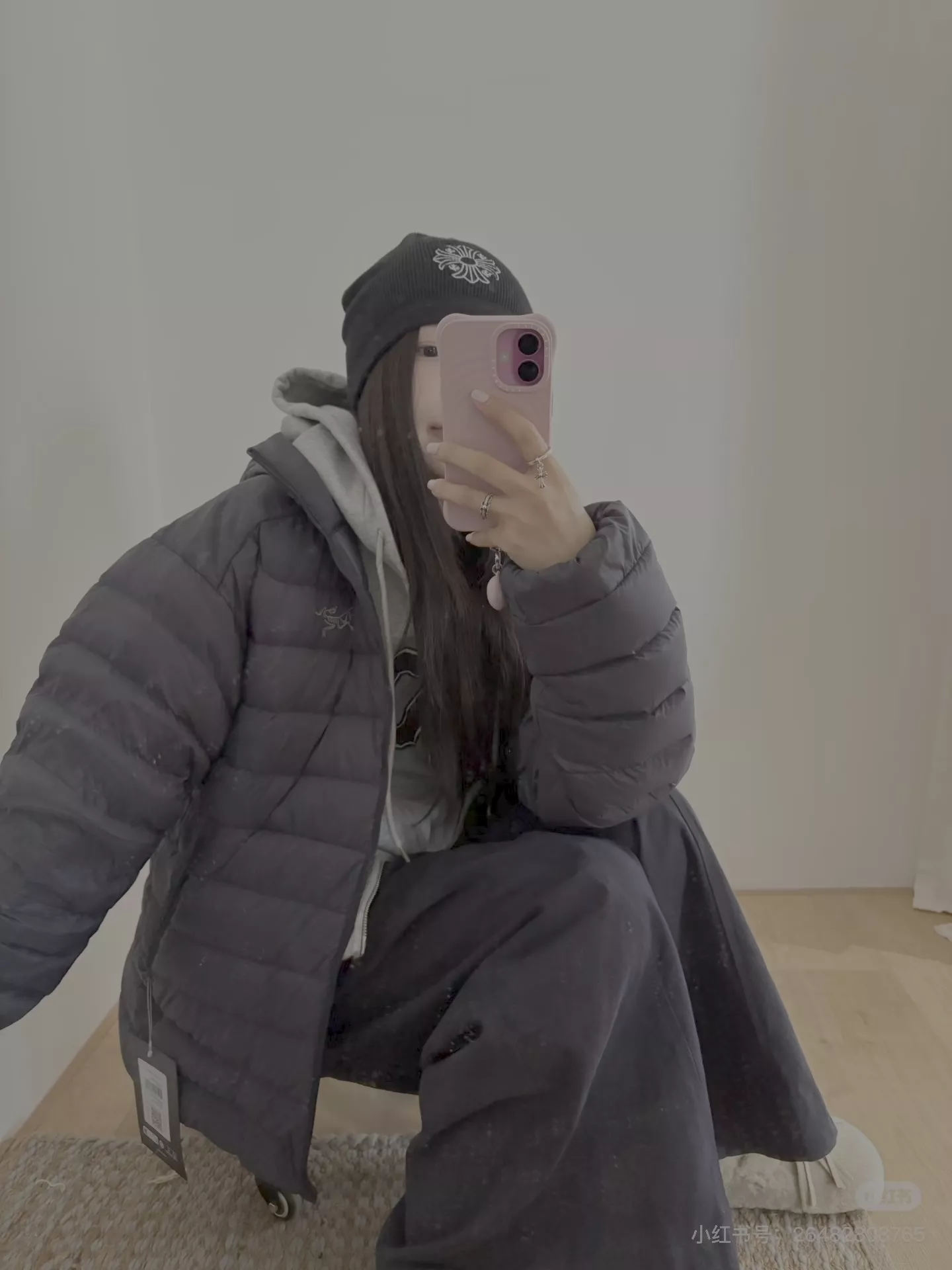 아크테릭스 후드 퀼팅 남녀공용 쇼트 패딩 상세 이미지 16