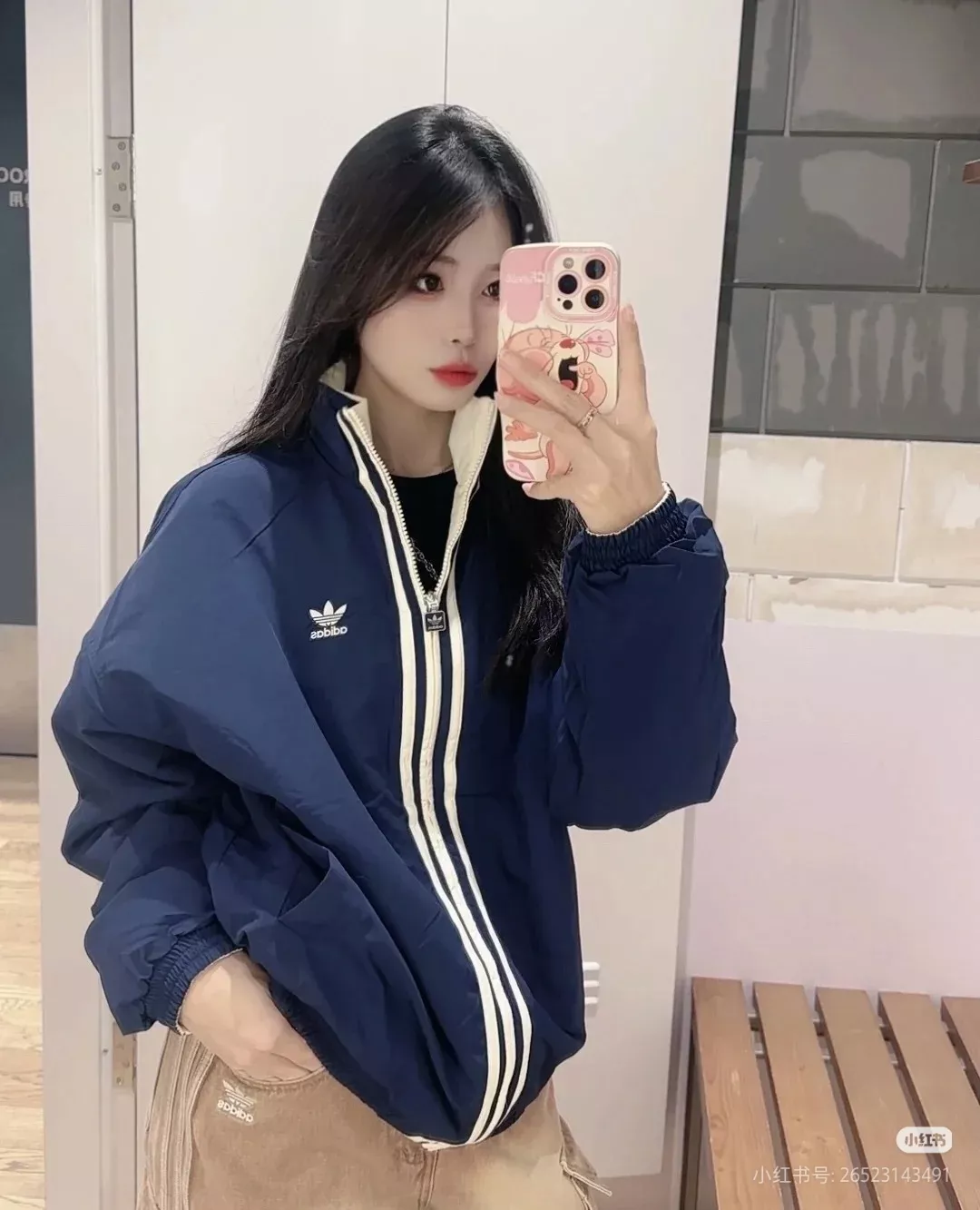 아디다스 리버서블 스탠드넥 남녀공용 쇼트 패딩 상세 이미지 32