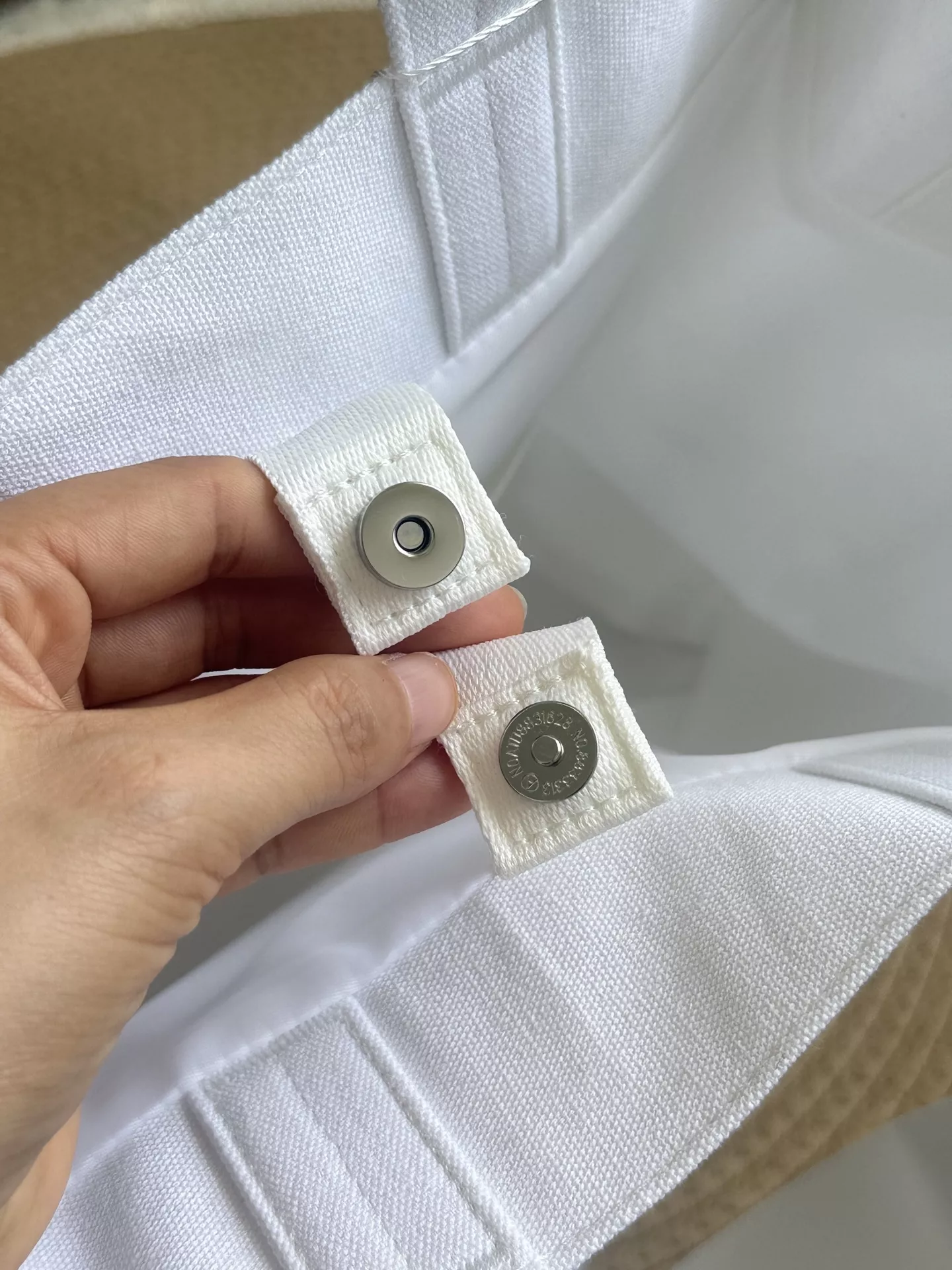 룰루레몬 레터링 자수 순면 캔버스 토트백 상세 이미지 24