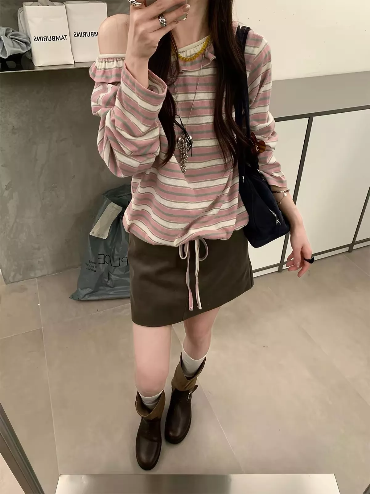 노브랜드 스트라이프 프릴 여성용 긴소매 티셔츠 상세 이미지 33