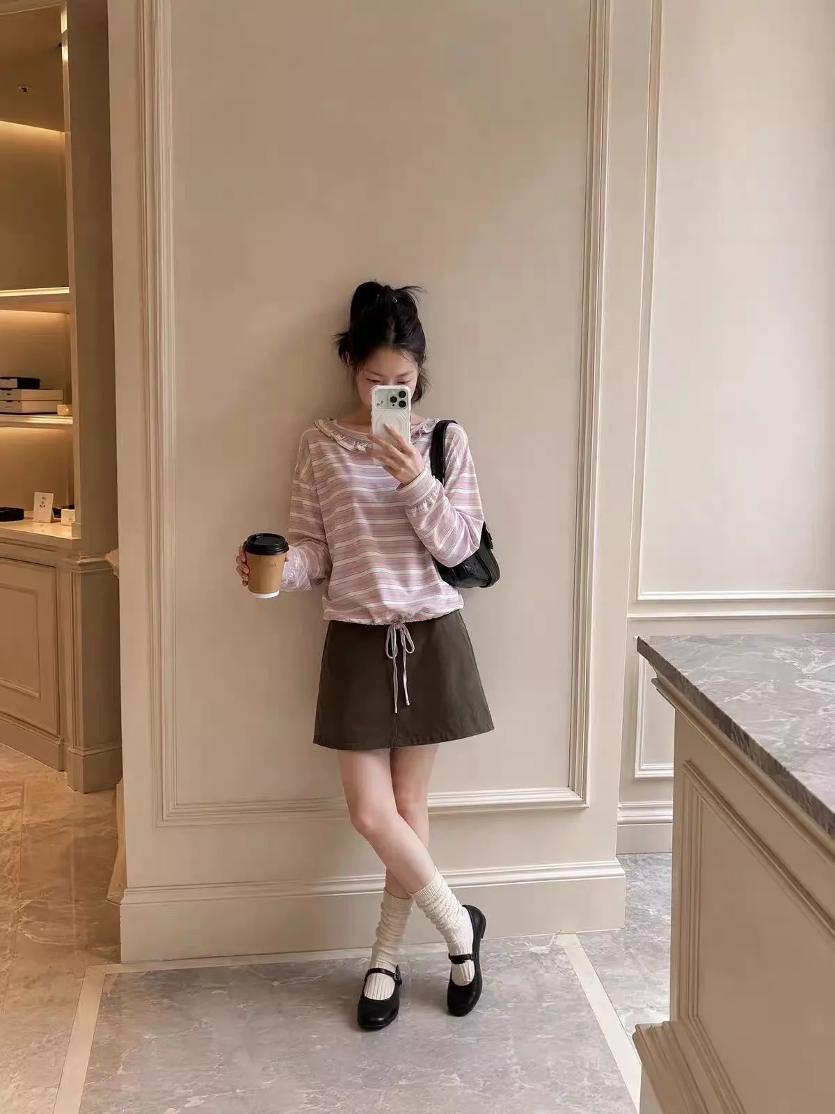 노브랜드 스트라이프 프릴 여성용 긴소매 티셔츠 상세 이미지 36