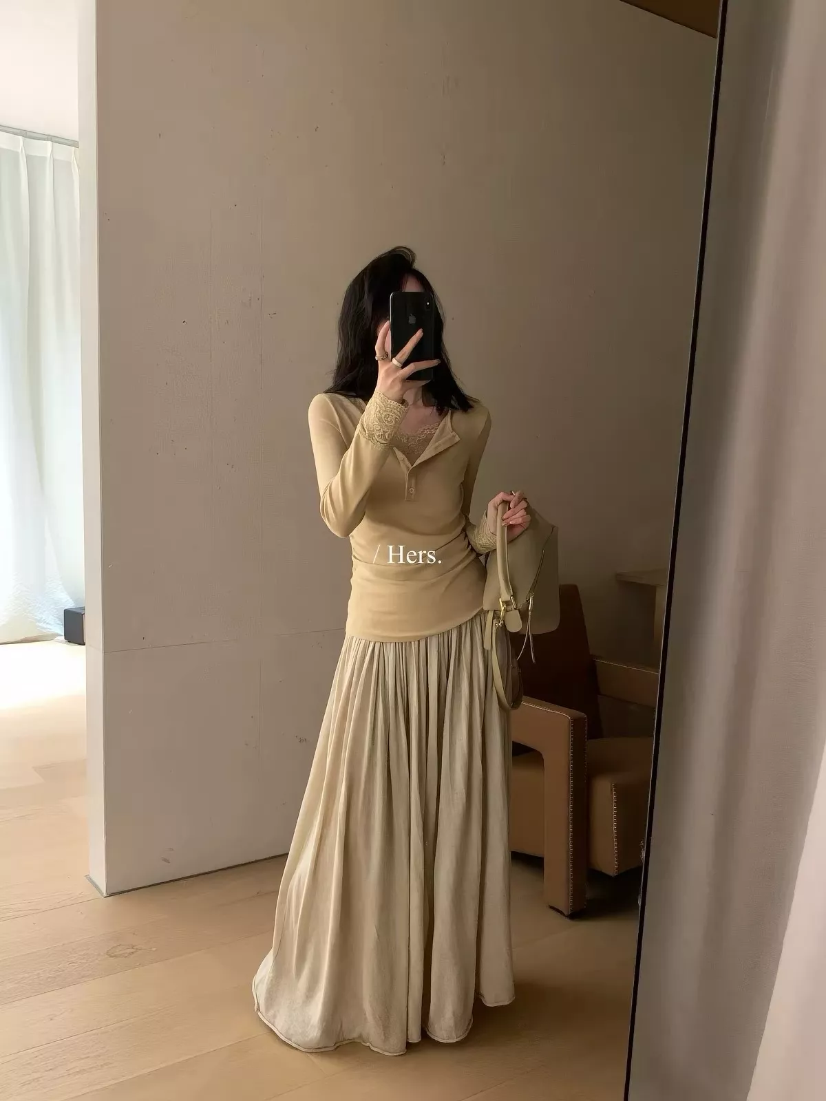 노브랜드 레이스 레이어드 여성용 긴소매 티셔츠 상세 이미지 24