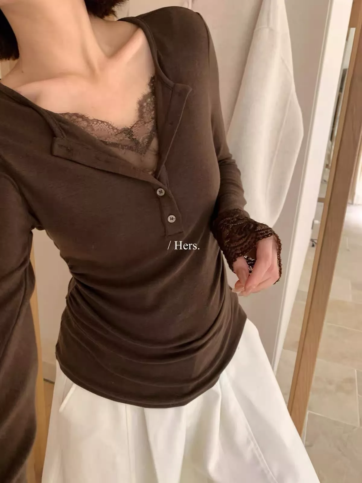 노브랜드 레이스 레이어드 여성용 긴소매 티셔츠 상세 이미지 26