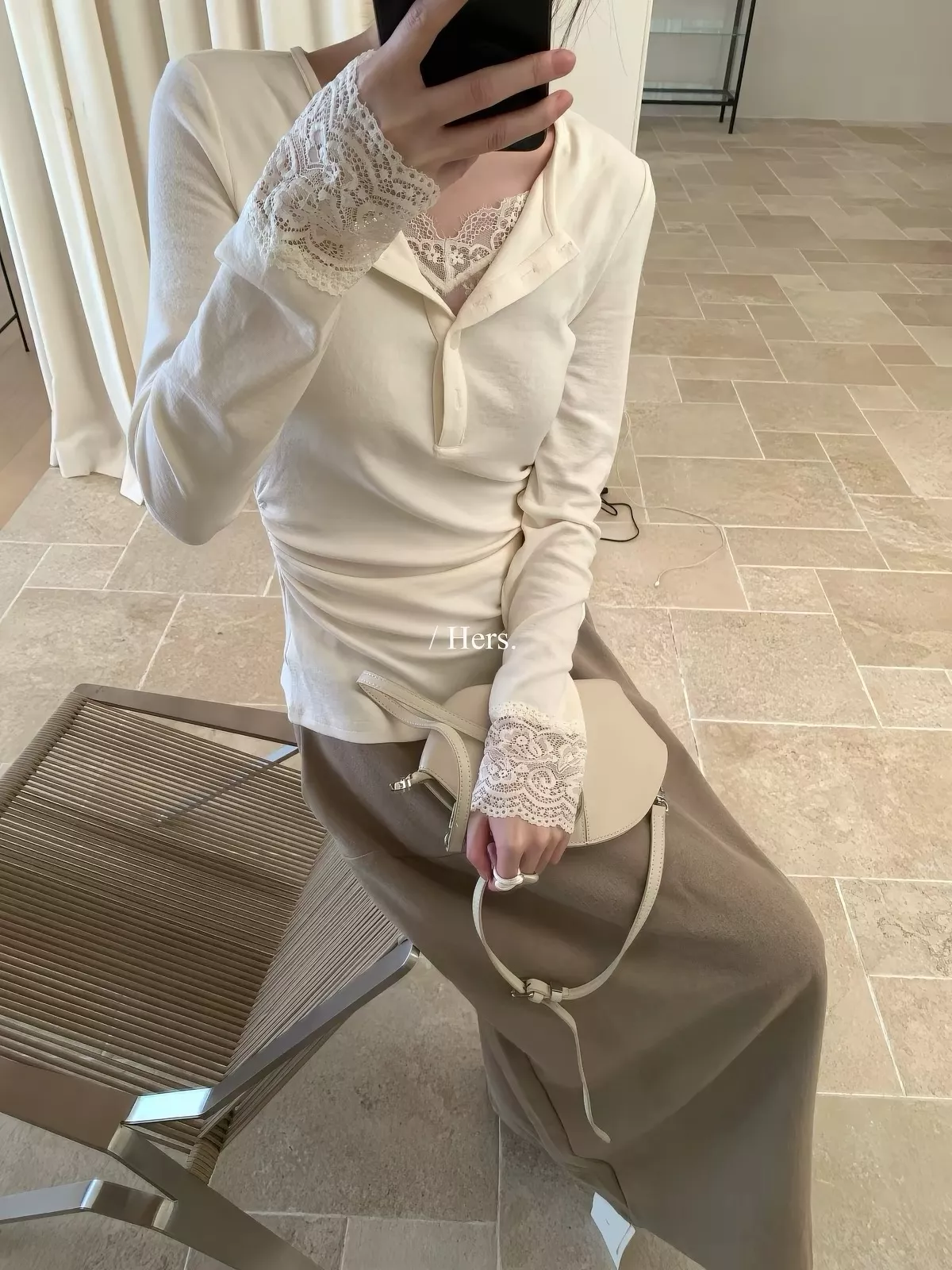 노브랜드 레이스 레이어드 여성용 긴소매 티셔츠 상세 이미지 28