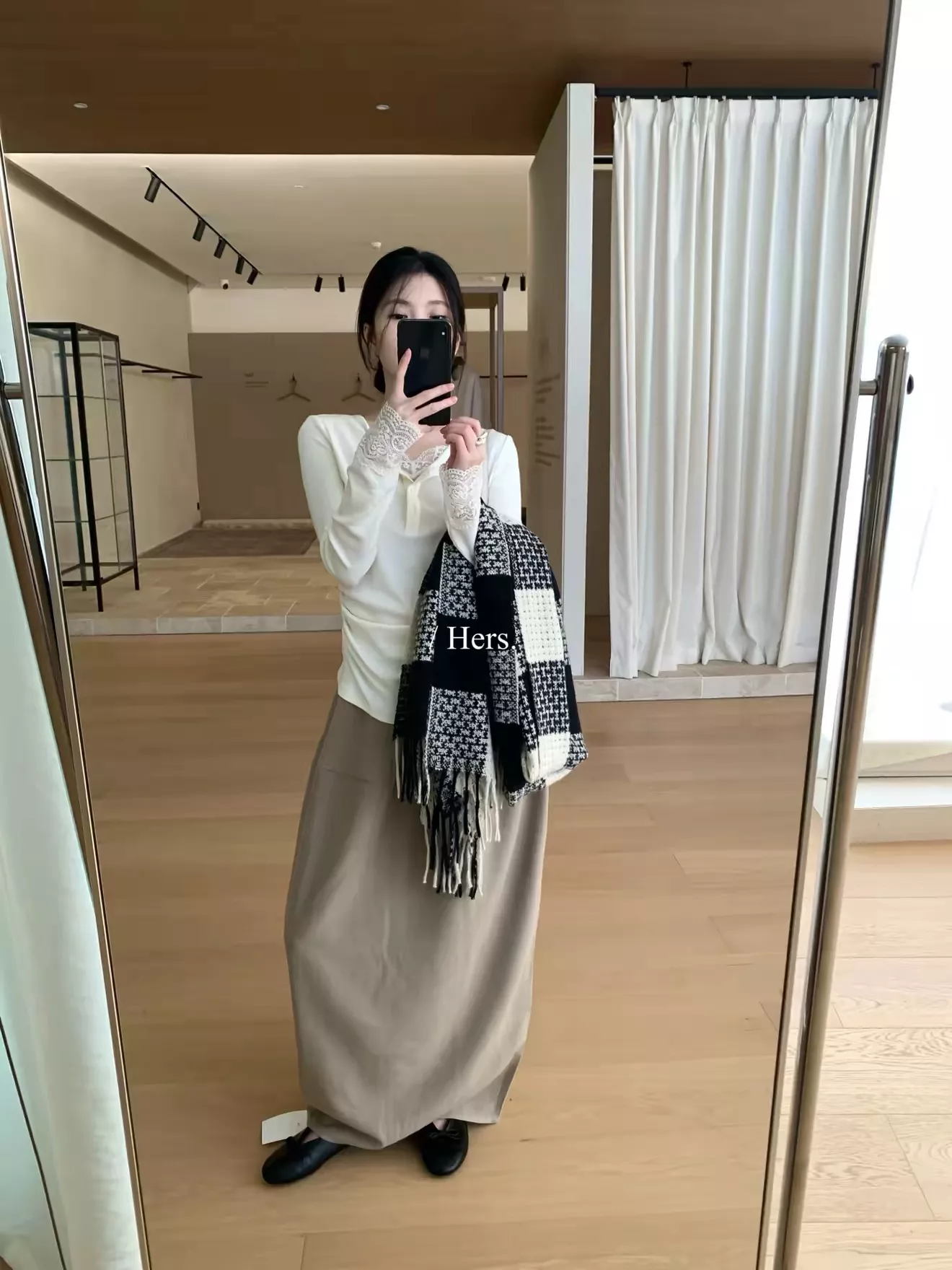 노브랜드 레이스 레이어드 여성용 긴소매 티셔츠 상세 이미지 30