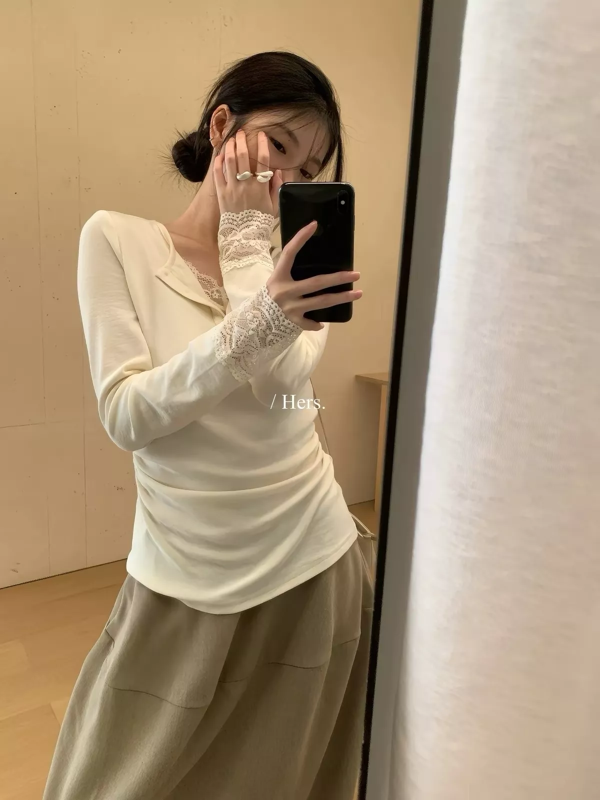 노브랜드 레이스 레이어드 여성용 긴소매 티셔츠 상세 이미지 40