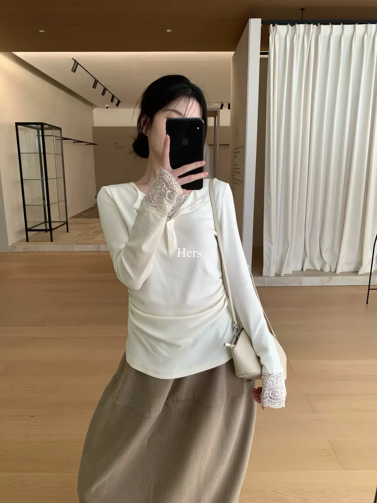 노브랜드 레이스 레이어드 여성용 긴소매 티셔츠 상세 이미지 46