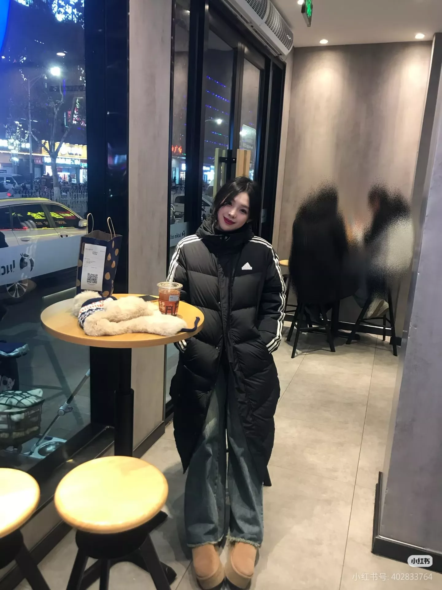 아디다스 삼선 드롭 숄더 남녀공용 롱 패딩 상세 이미지 34