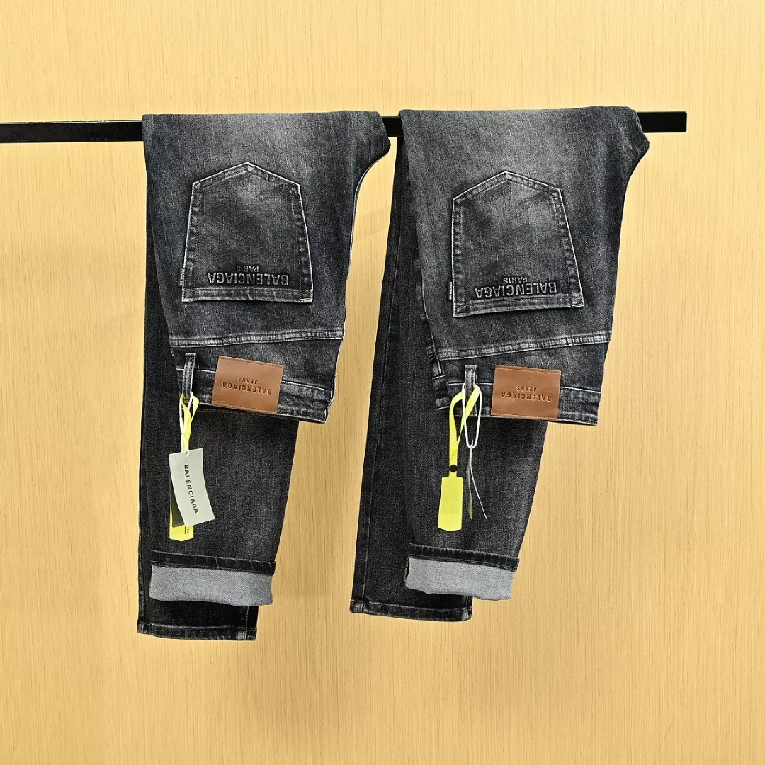 발렌시아가 워싱 직선핏 남녀공용 데님 팬츠 상세 이미지 4