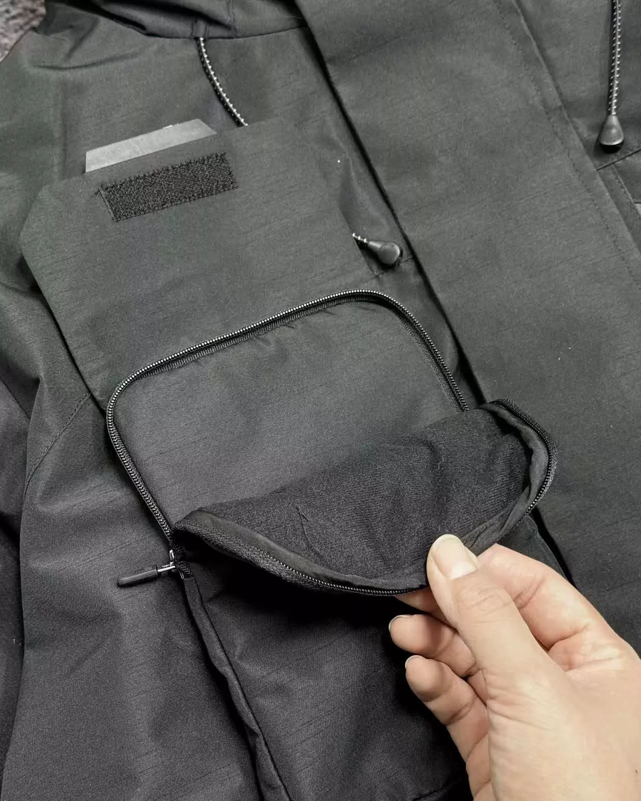 뉴발란스 퍼 칼라 덕다운 남녀공용 미들 패딩 상세 이미지 37