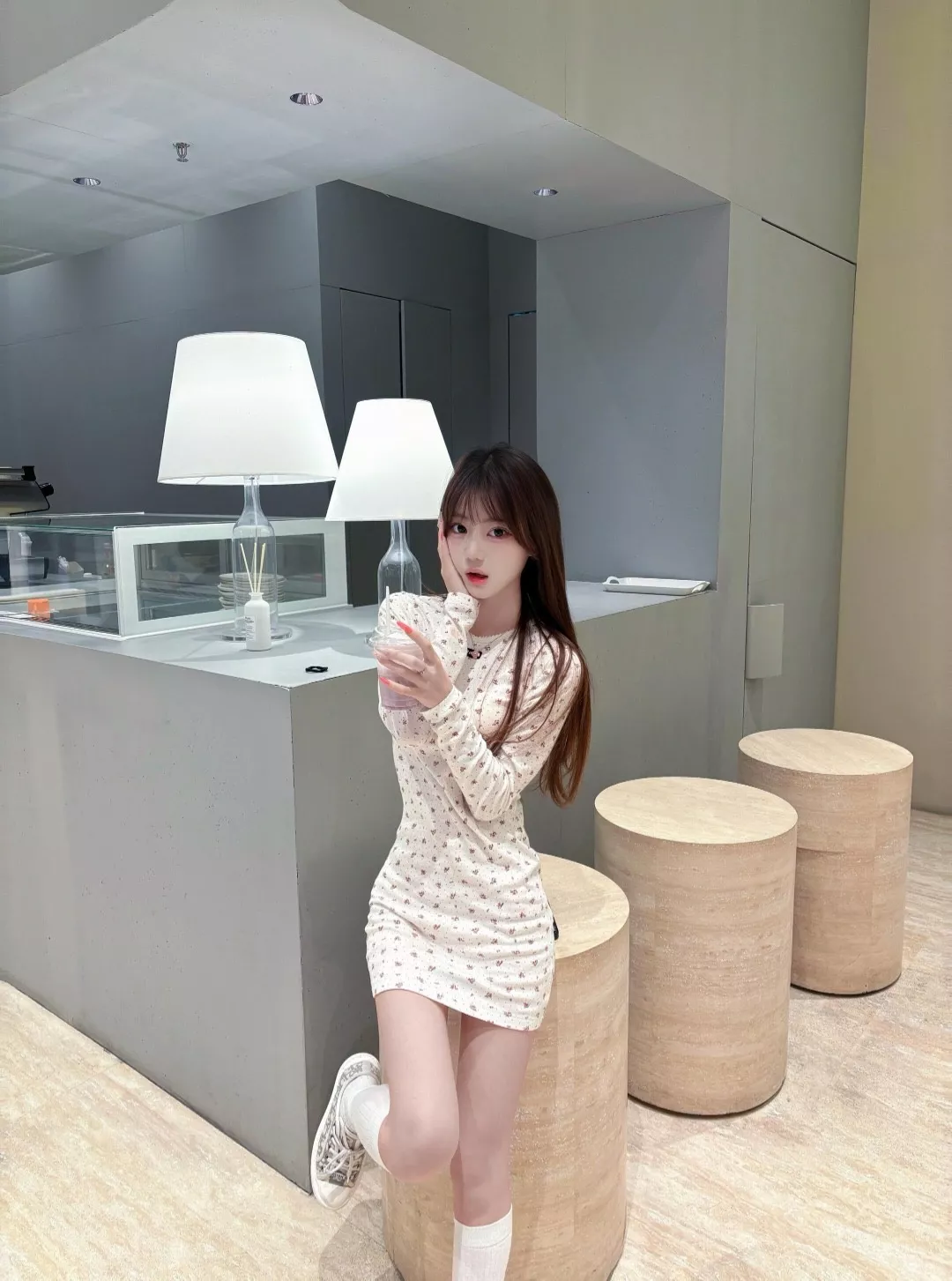 미우미우 잔꽃 프린트 긴소매 면 여성용 원피스 상세 이미지 13