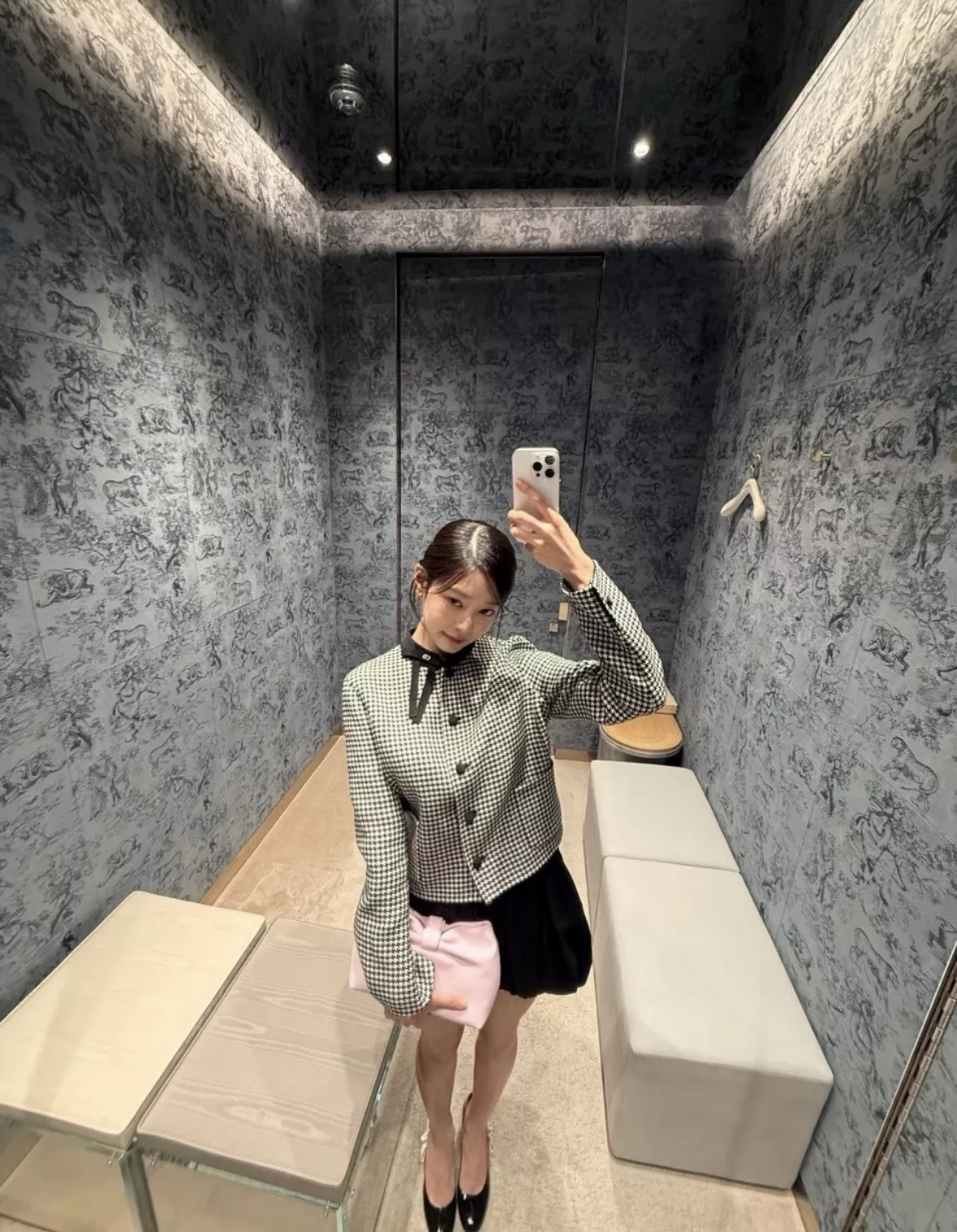 디올 하운드투스 리본 여성용 버튼 재킷 상세 이미지 18