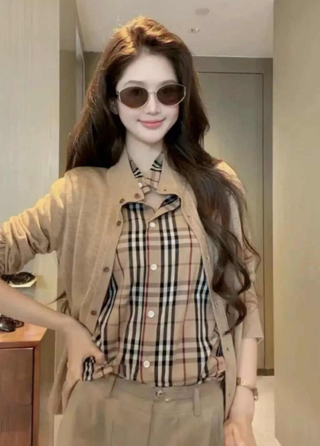 버버리 체크 셔츠 배색 여성용 긴소매 가디건 상세 이미지 26