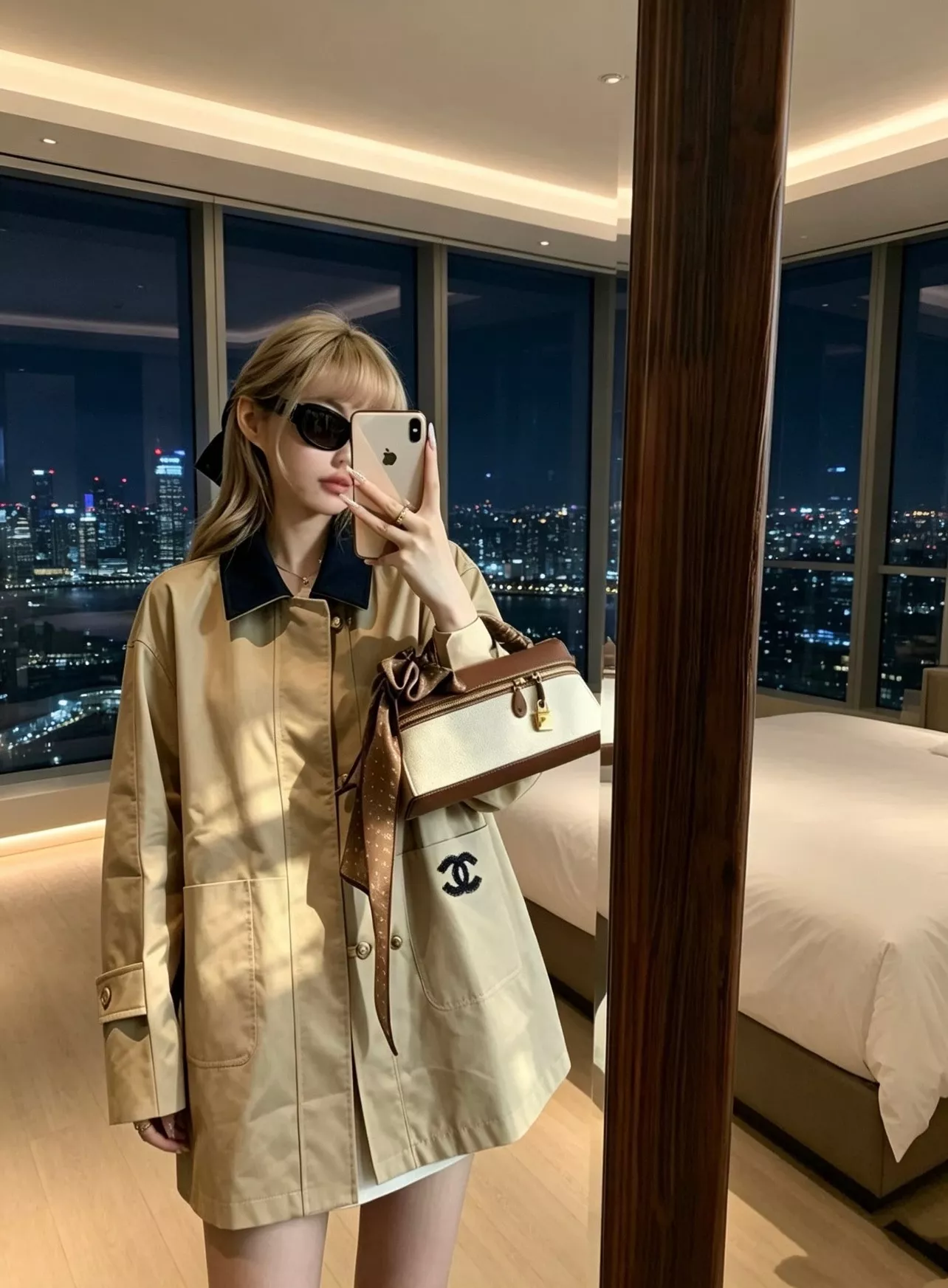 샤넬 배색 칼라 자수 여성용 쇼트 코트 상세 이미지 20