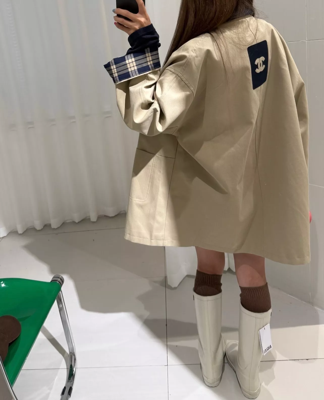 샤넬 배색 칼라 자수 여성용 쇼트 코트 상세 이미지 26