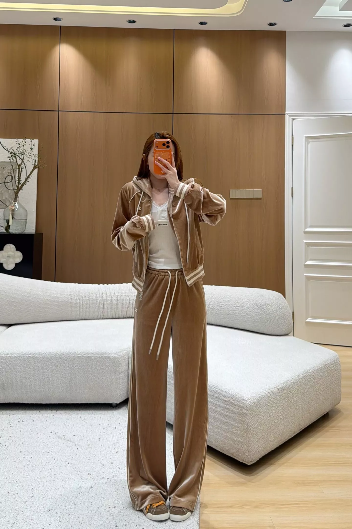 셀린느 벨벳 후드 집업 여성용 상하의 세트 상세 이미지 25