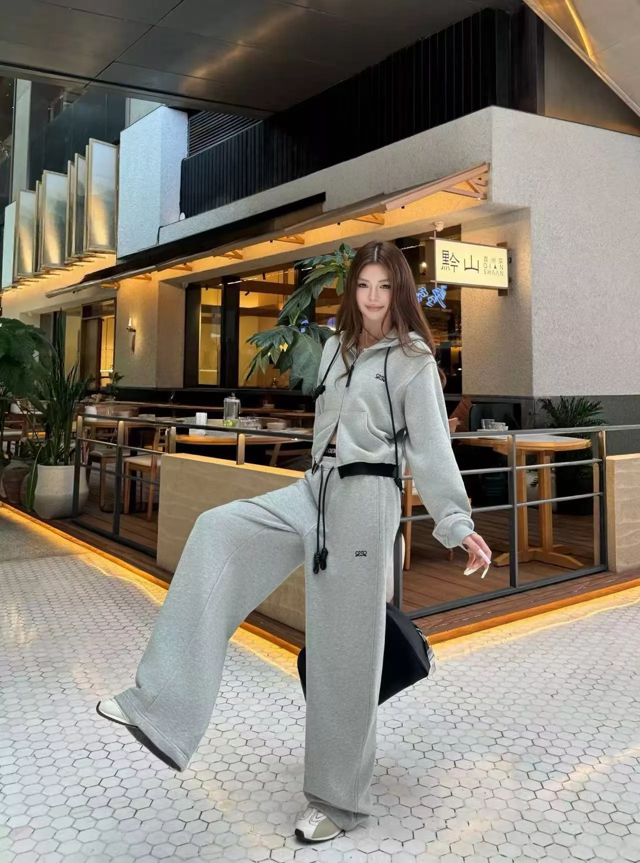로에베 후드 집업 와이드 여성용 상하의 세트 상세 이미지 10